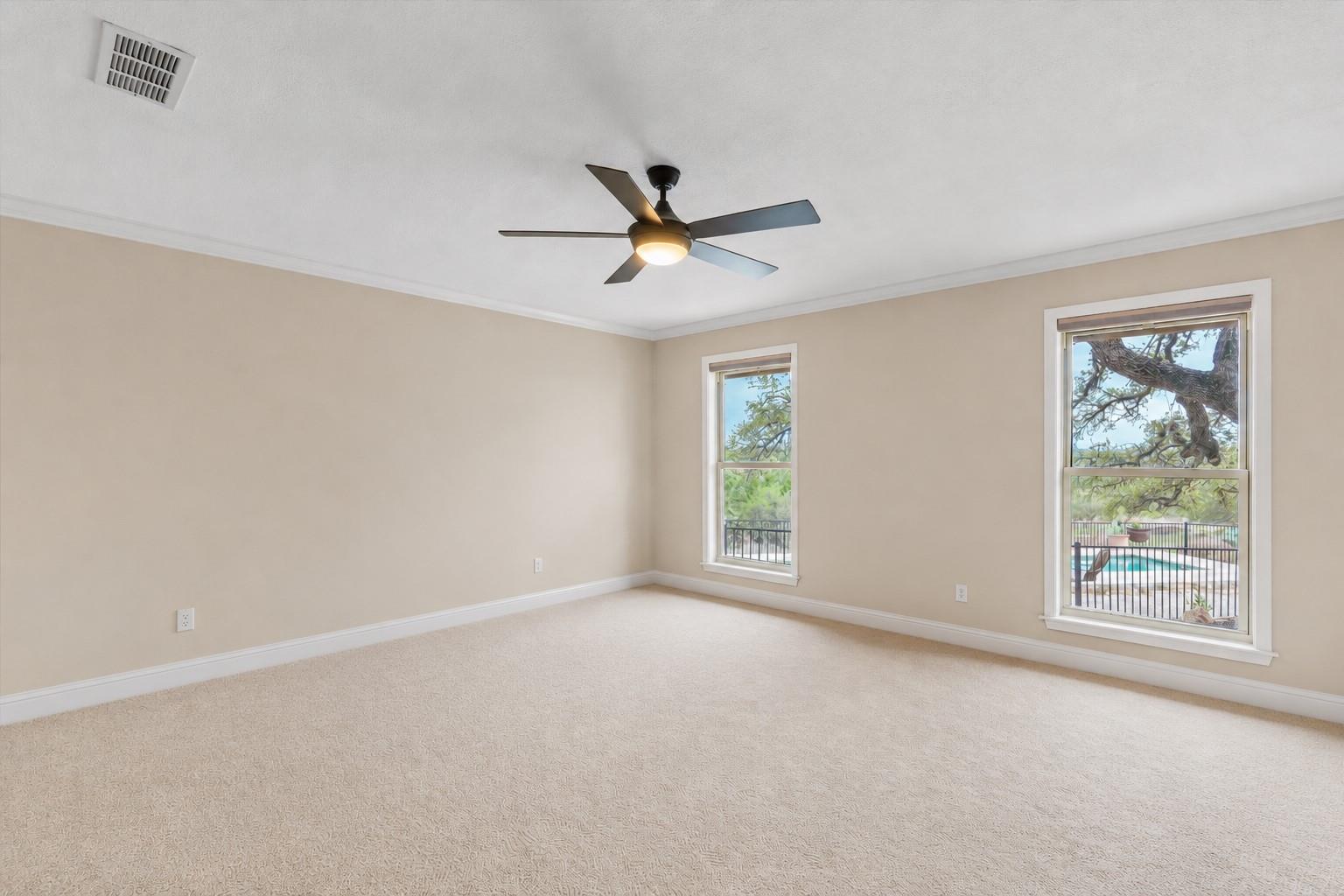 404 Skyline Rd Property Photo 12