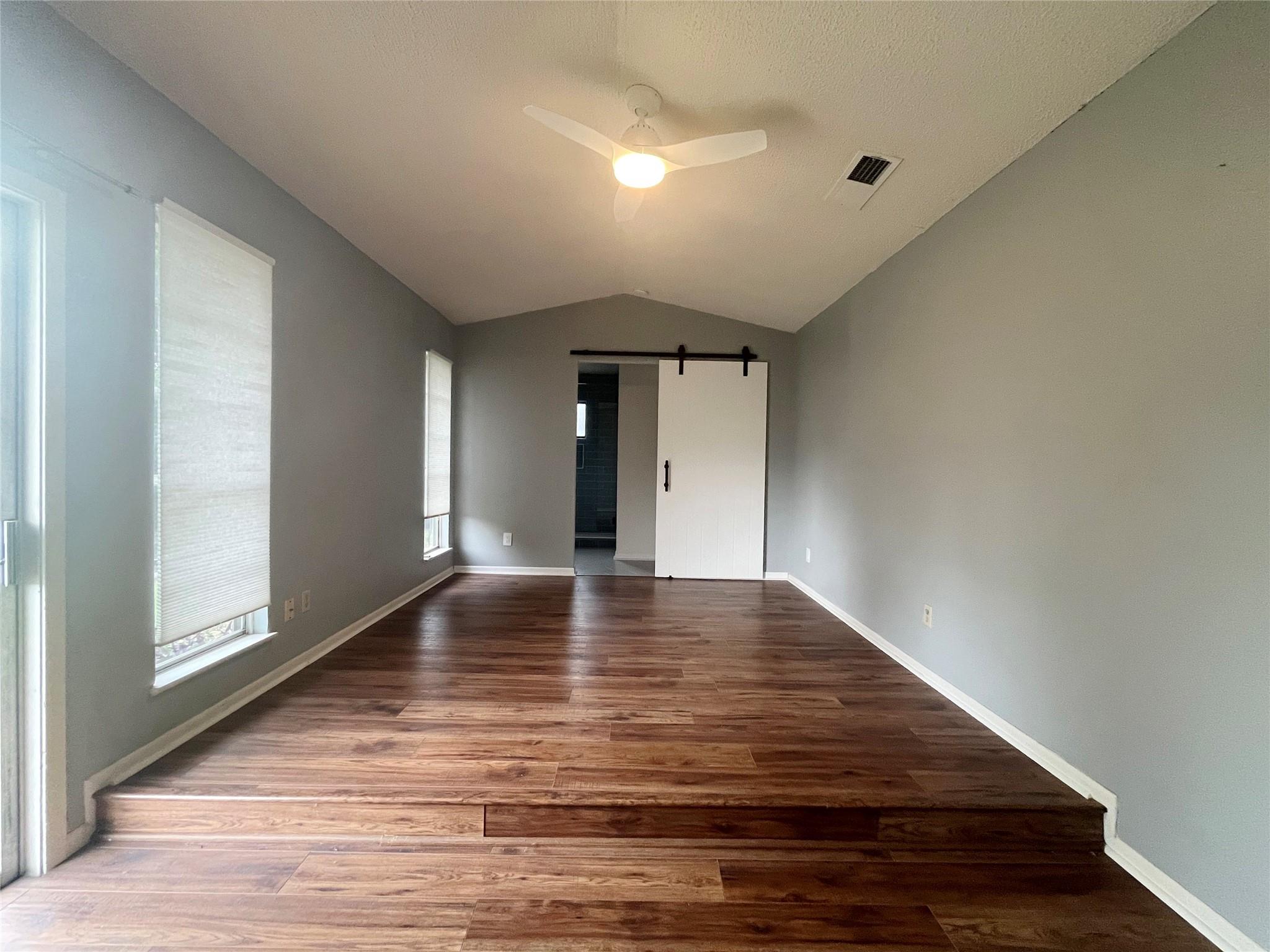 8702 Dawnridge Cir Property Photo 12