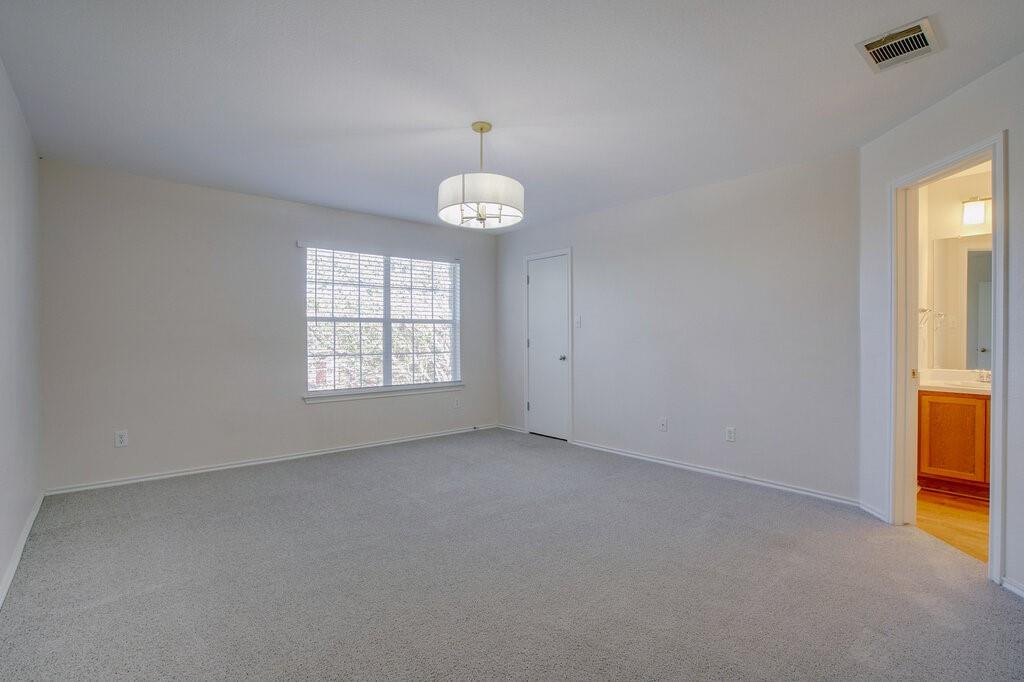 2005 Whistling Way Property Photo 12