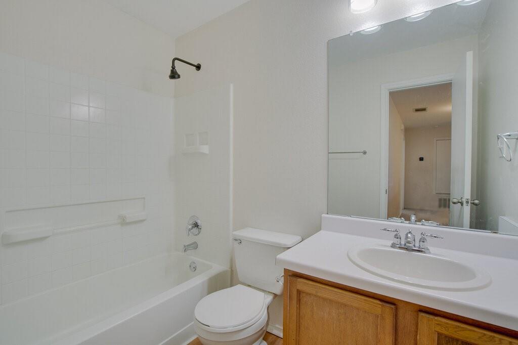 2005 Whistling Way Property Photo 16