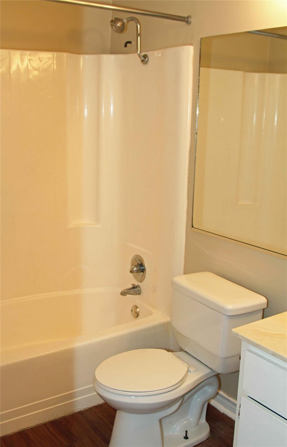 910 Duncan Ln 20 Property Photo 17