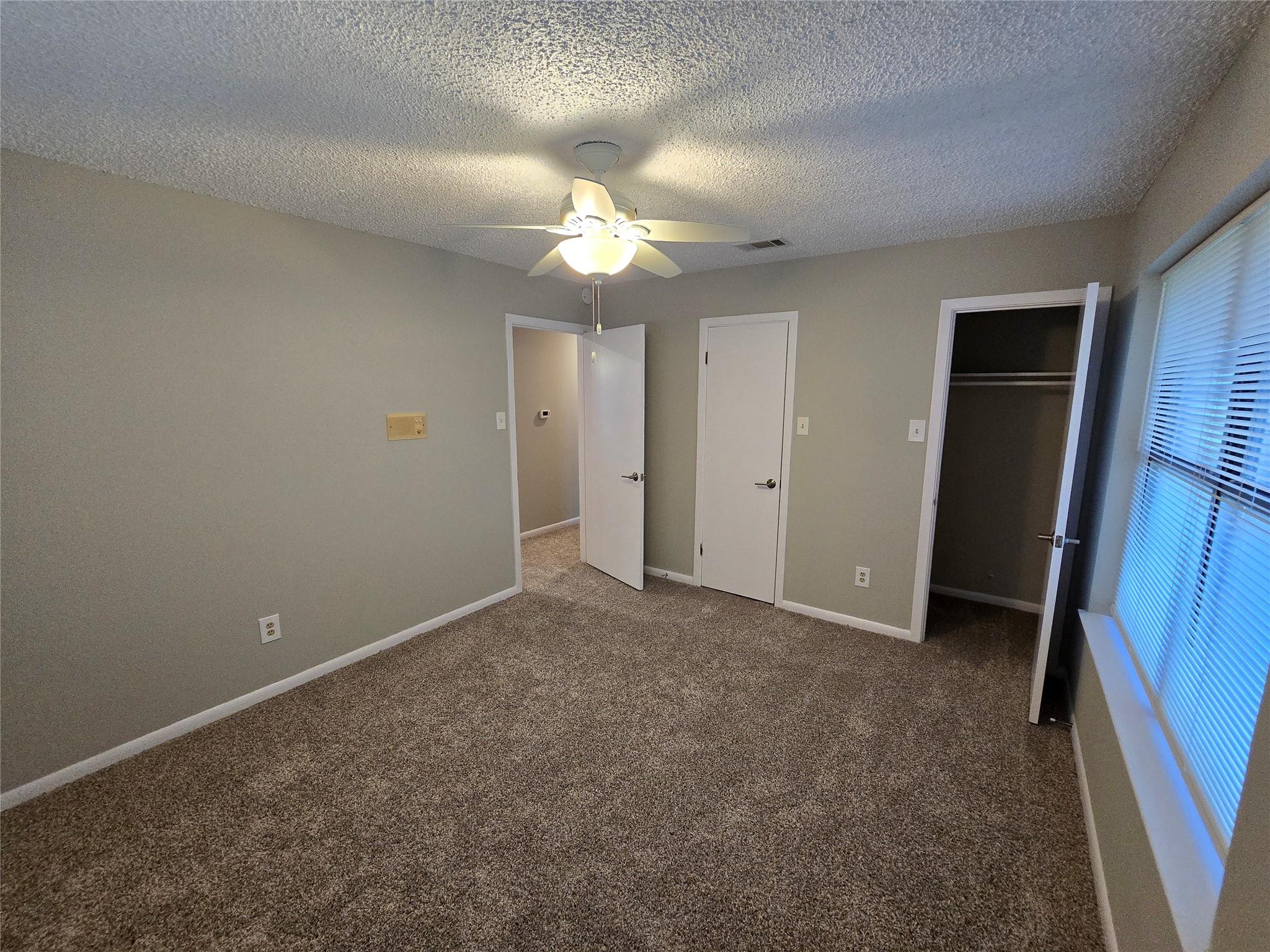 402 Greenwood Dr Property Photo 18