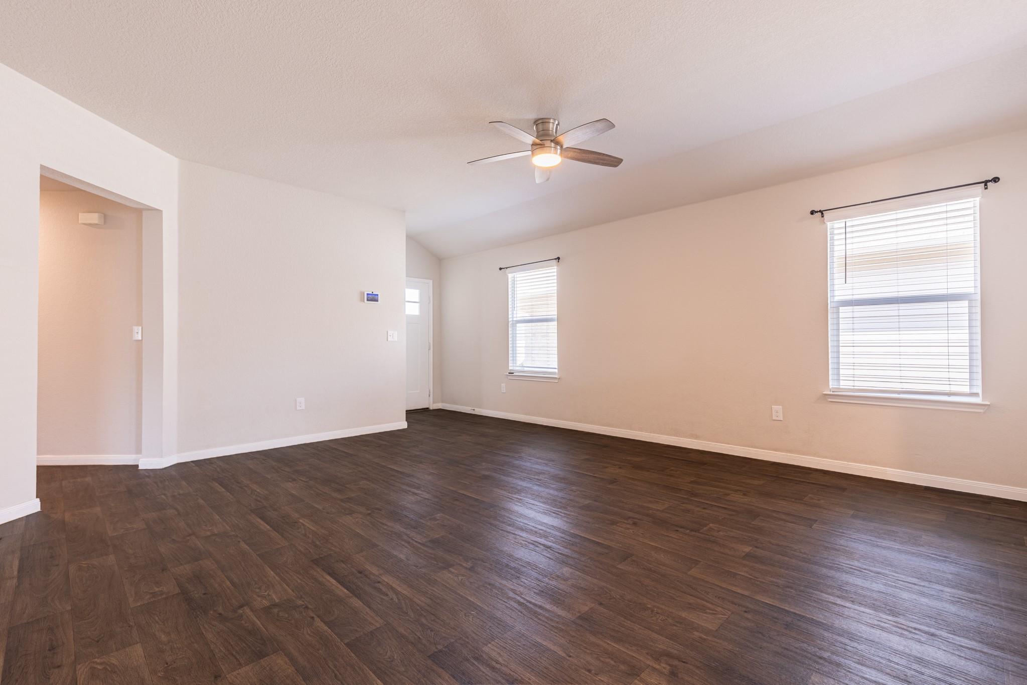 14007 Levy Ln Property Photo 6
