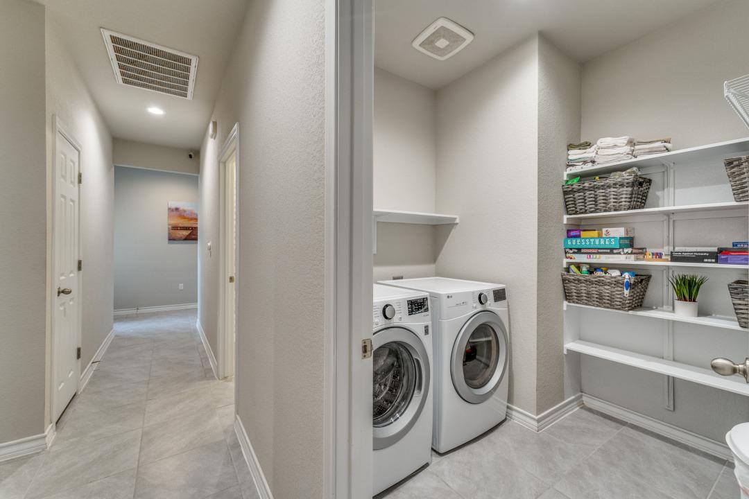 5921 Lehman Way Property Photo 20