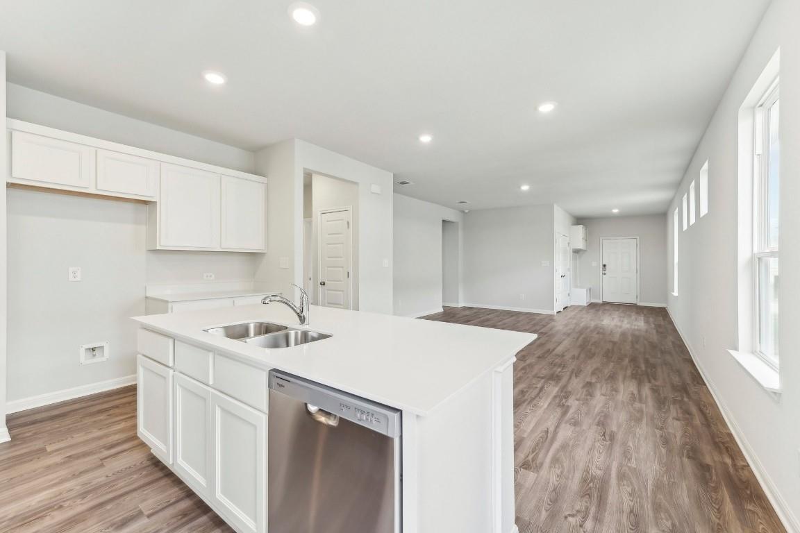 1120 Wild Leaf Way Property Photo 3