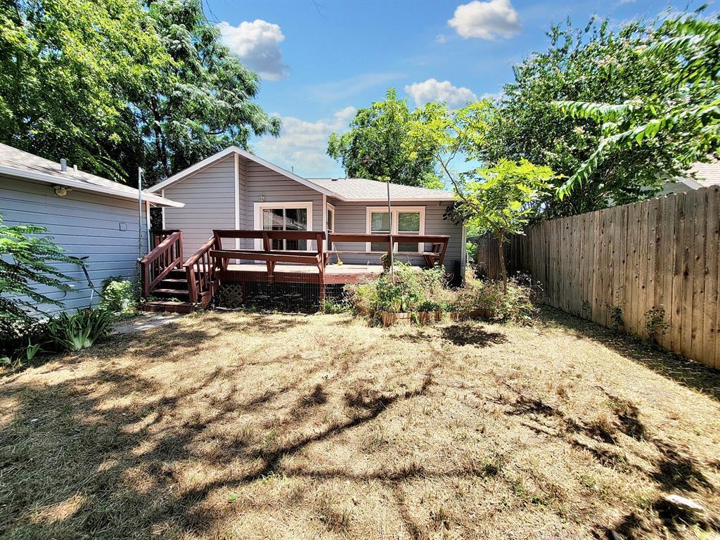 1009 E 38 1/2 St #b Property Photo 14