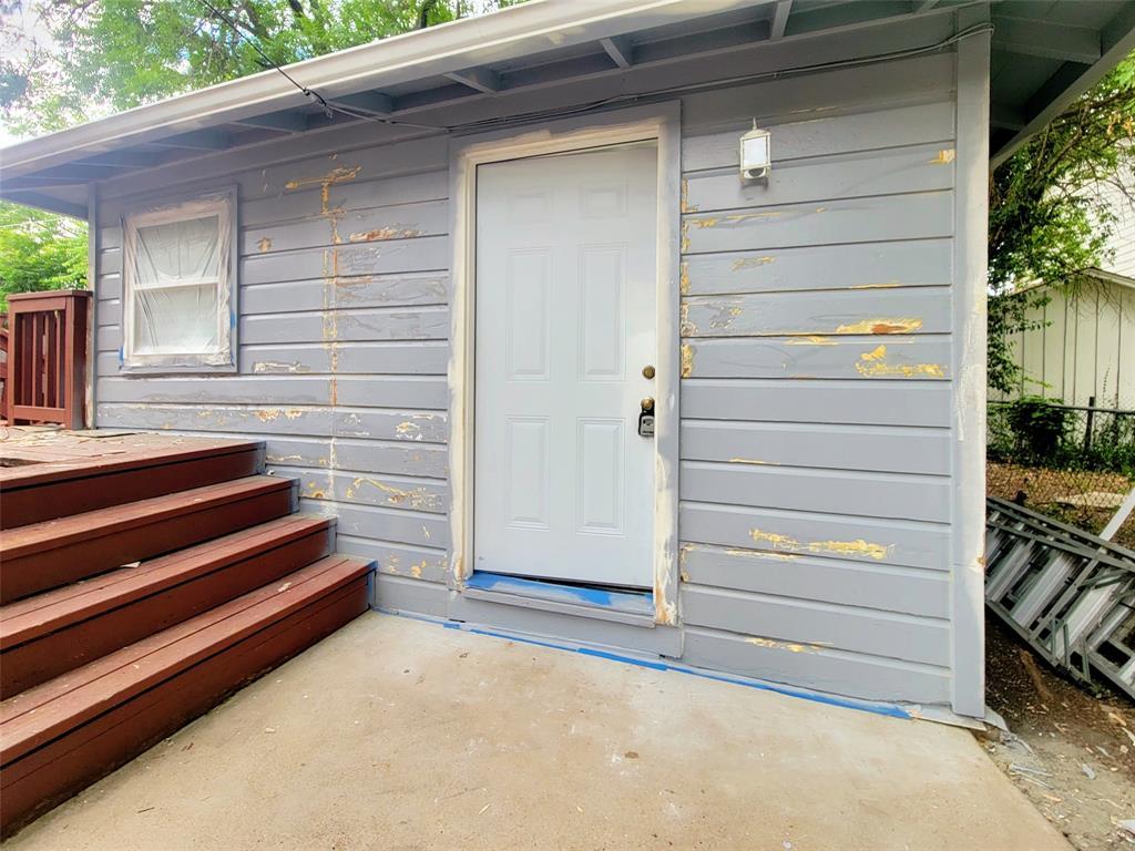 1009 E 38 1/2 St #b Property Photo 20