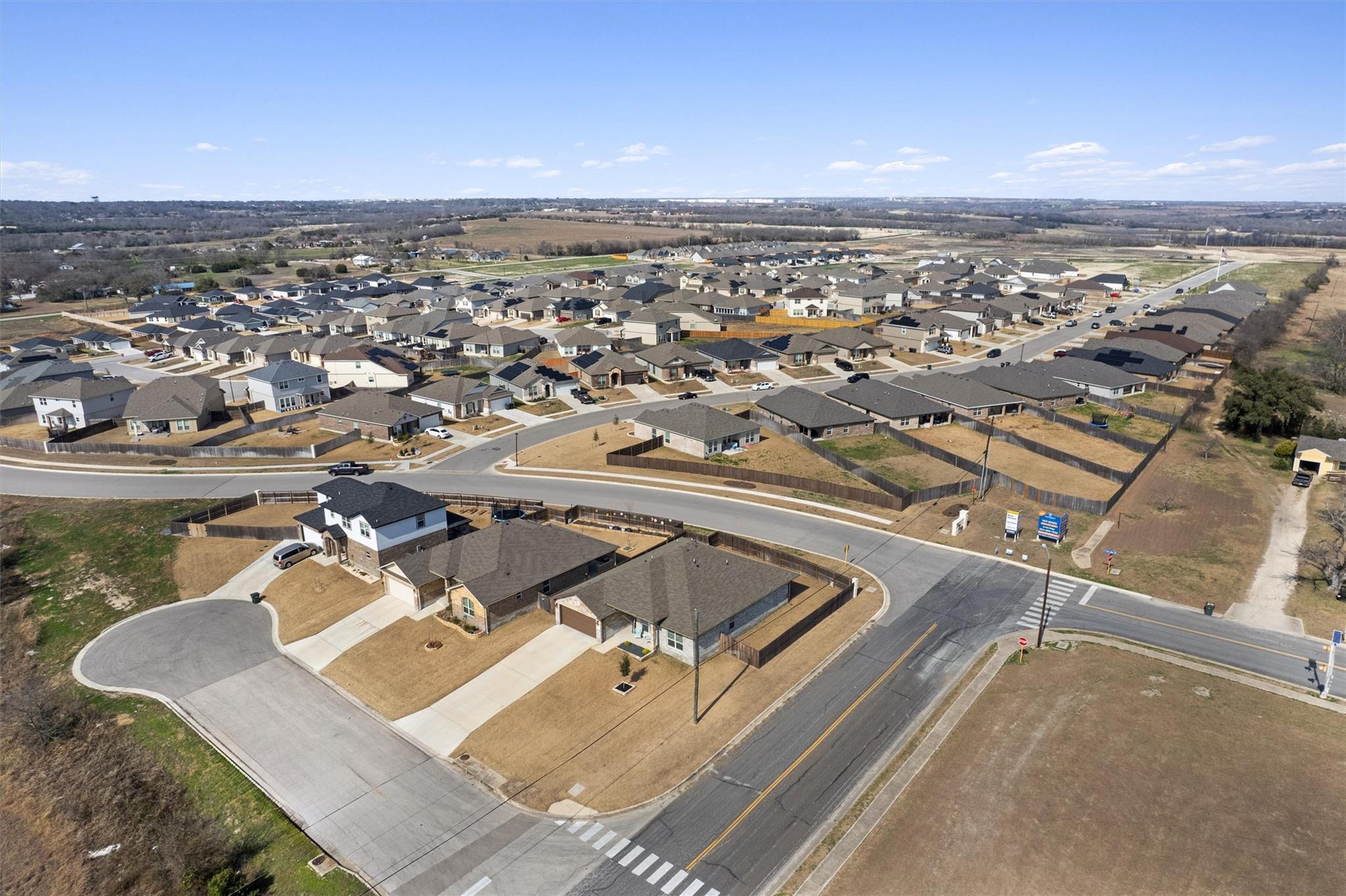 2446 Moreno Spur Property Photo 4