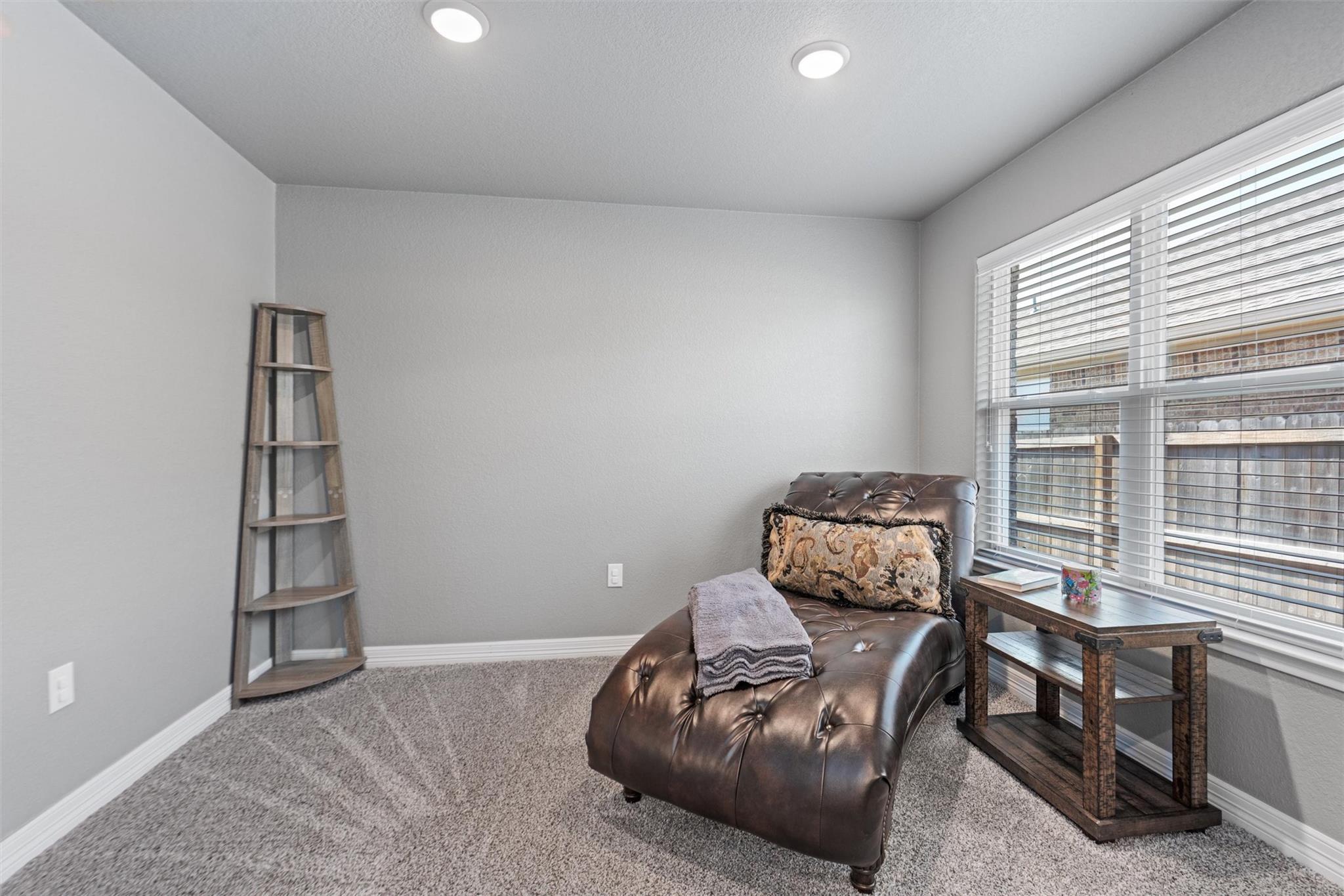2446 Moreno Spur Property Photo 18