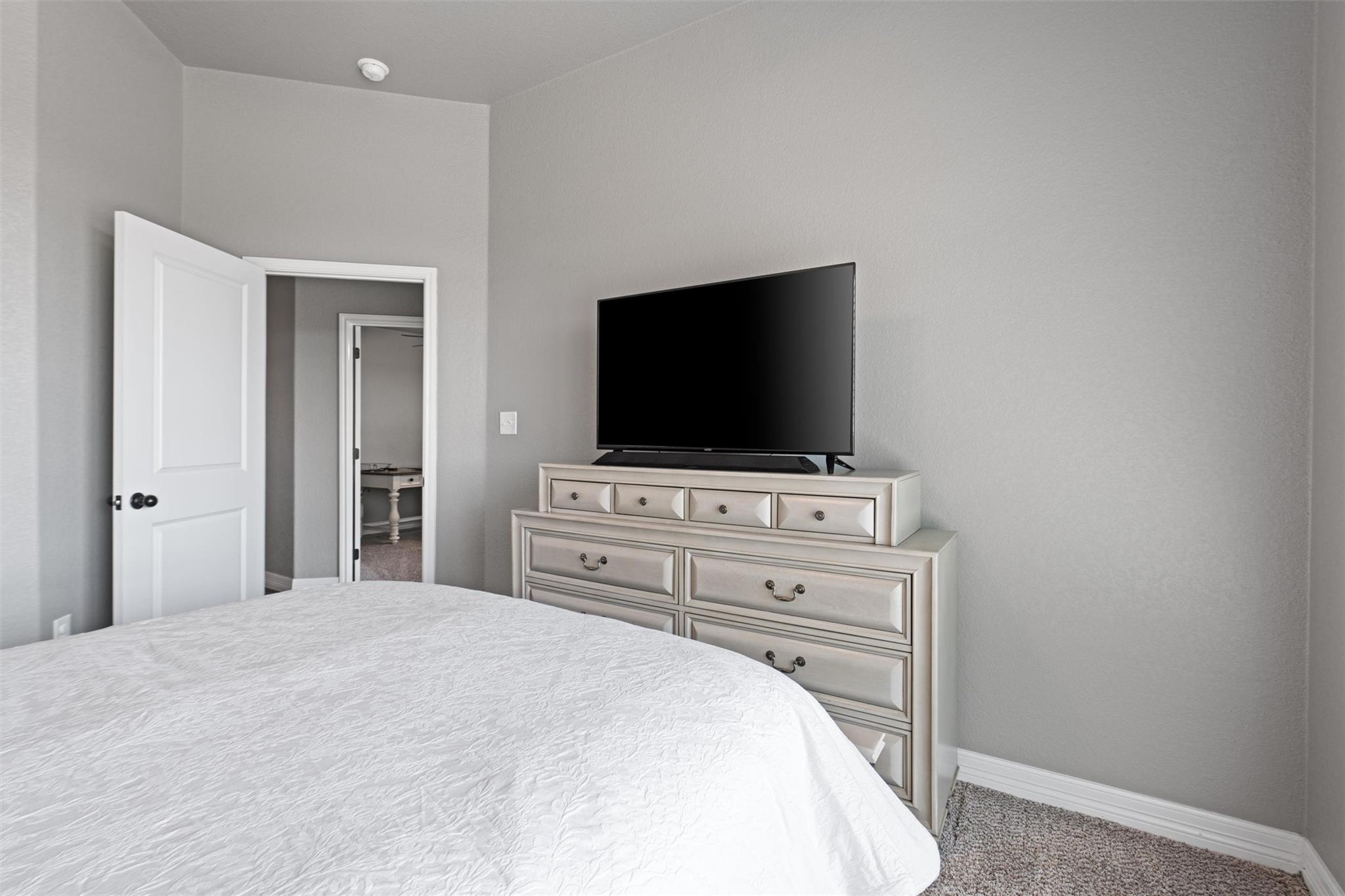2446 Moreno Spur Property Photo 26