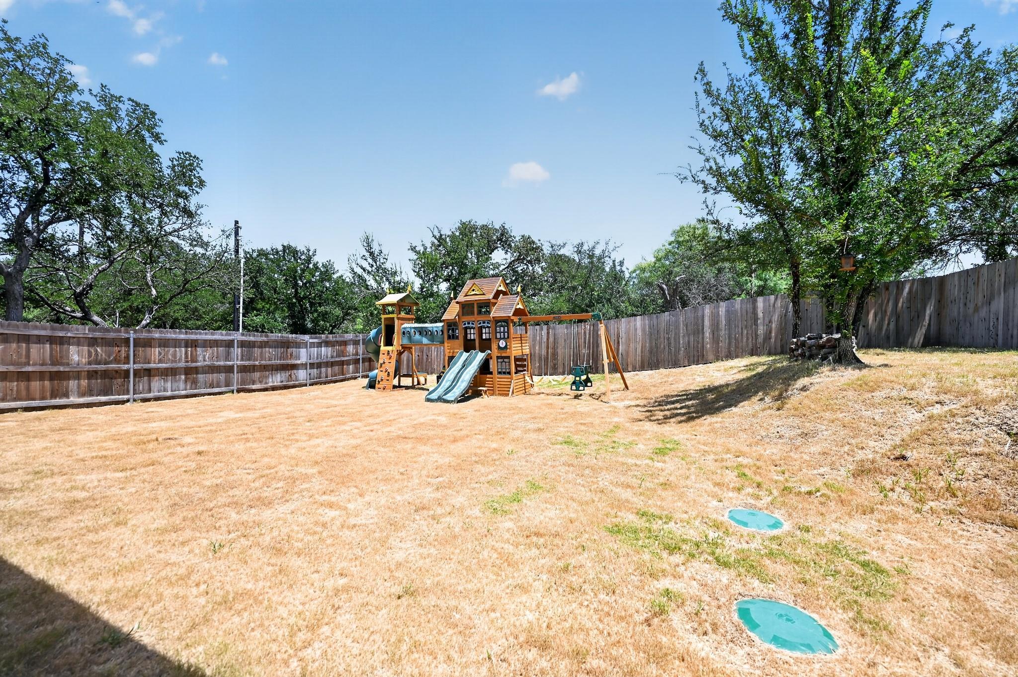 116 E Hickory Dr Property Photo 6