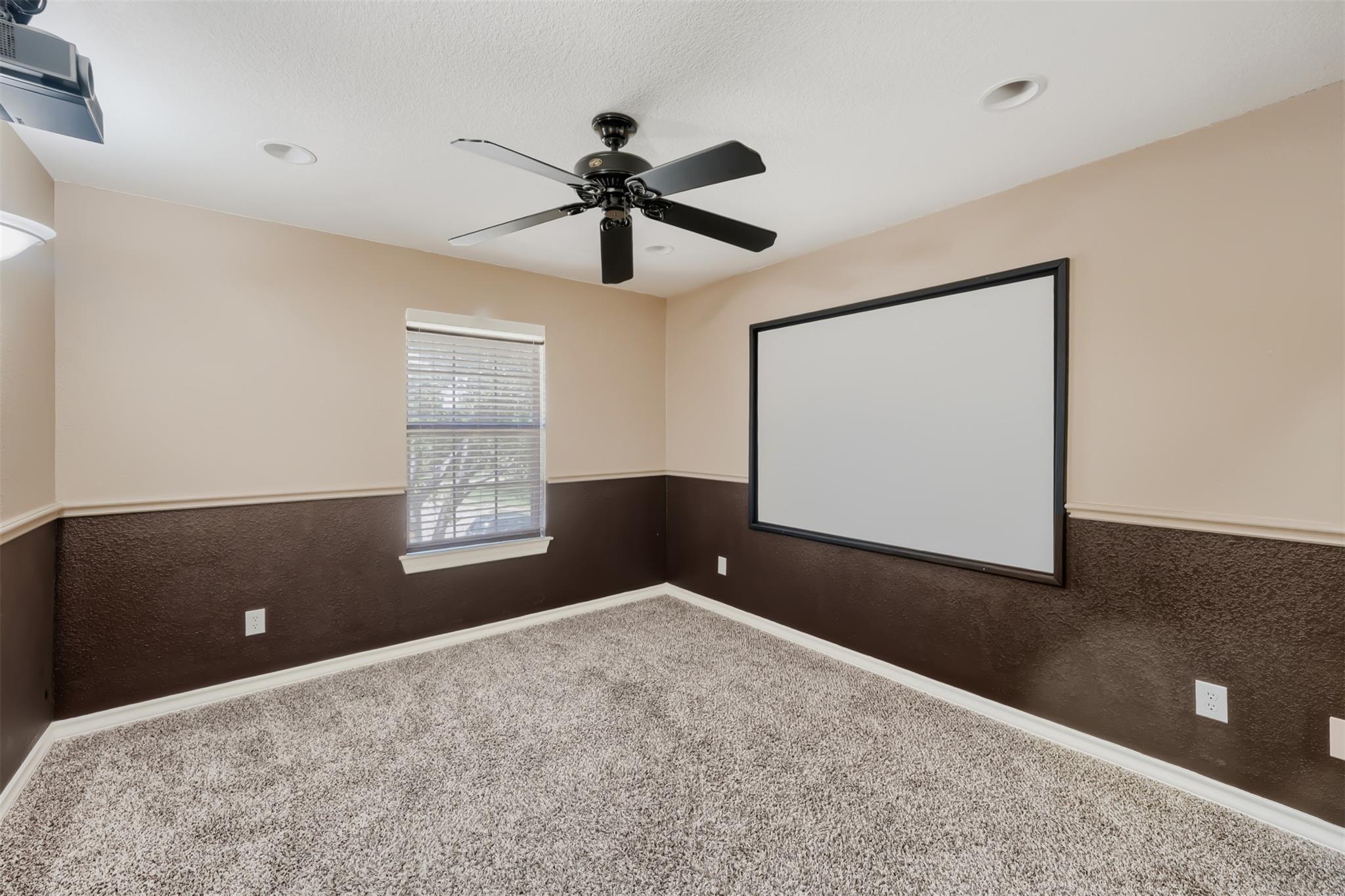 2310 Mckendrick Dr Property Photo 21
