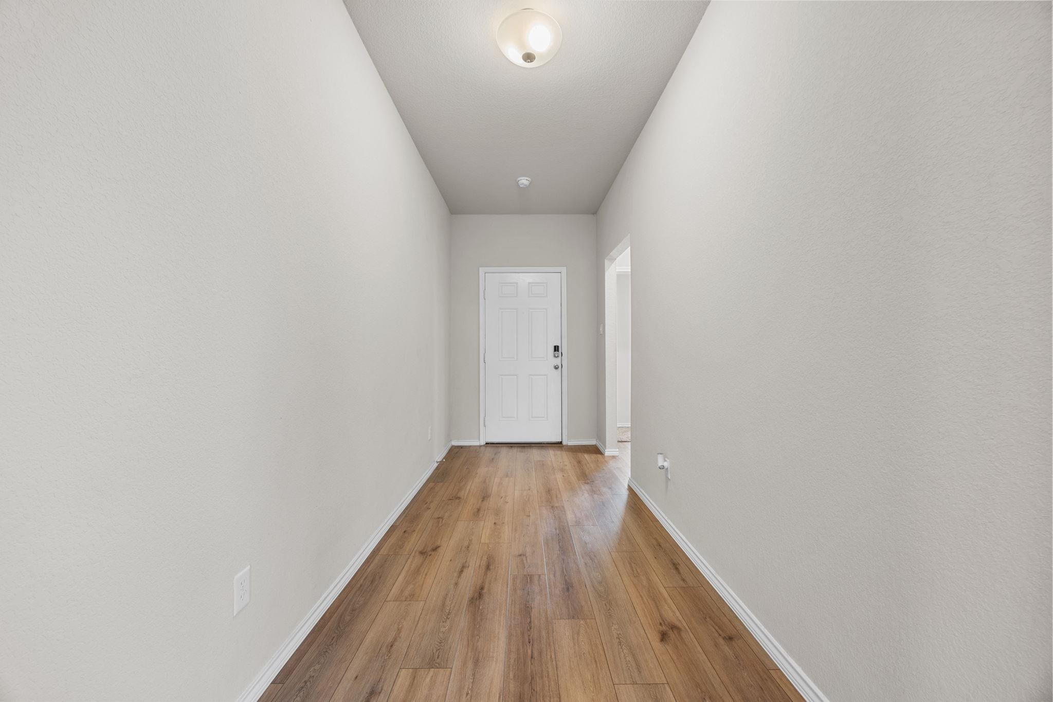 144 Onna St Property Photo 5