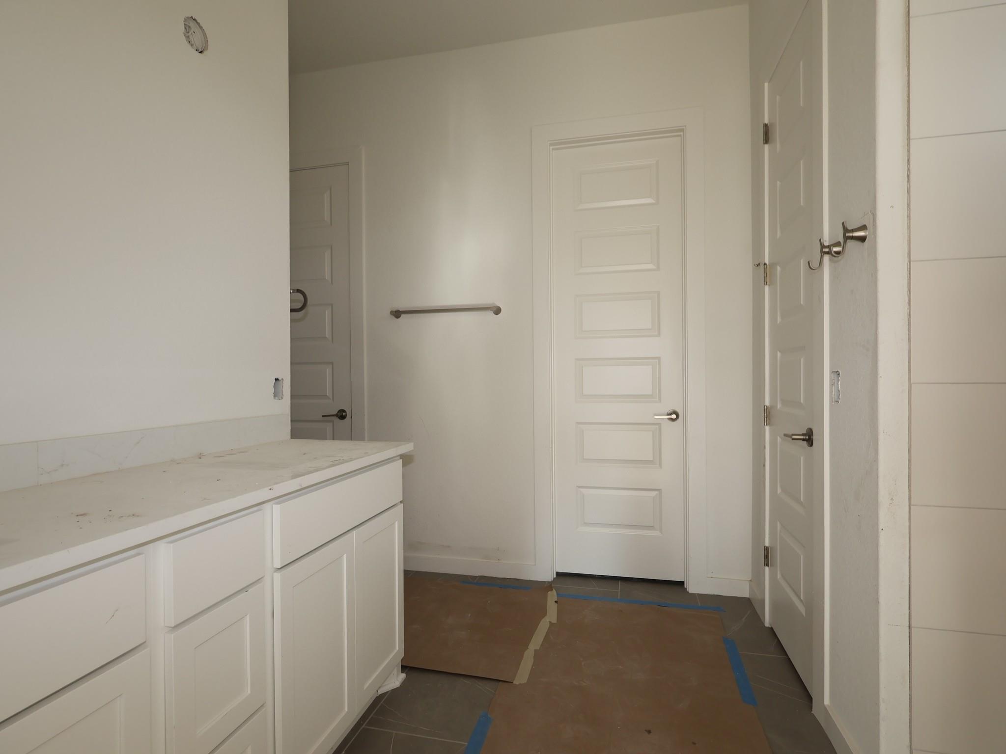 134 Leland Ave Property Photo 10