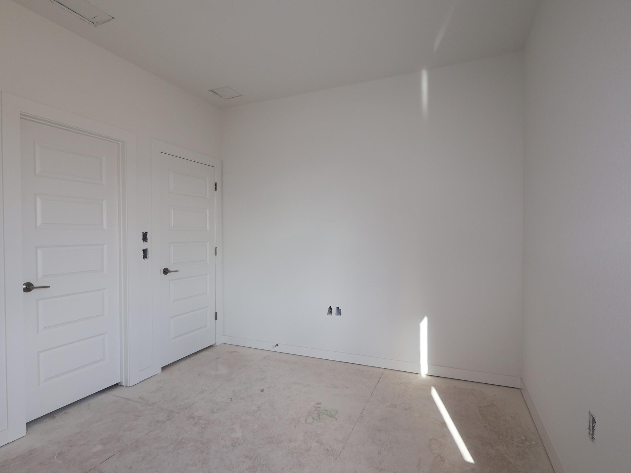 134 Leland Ave Property Photo 12