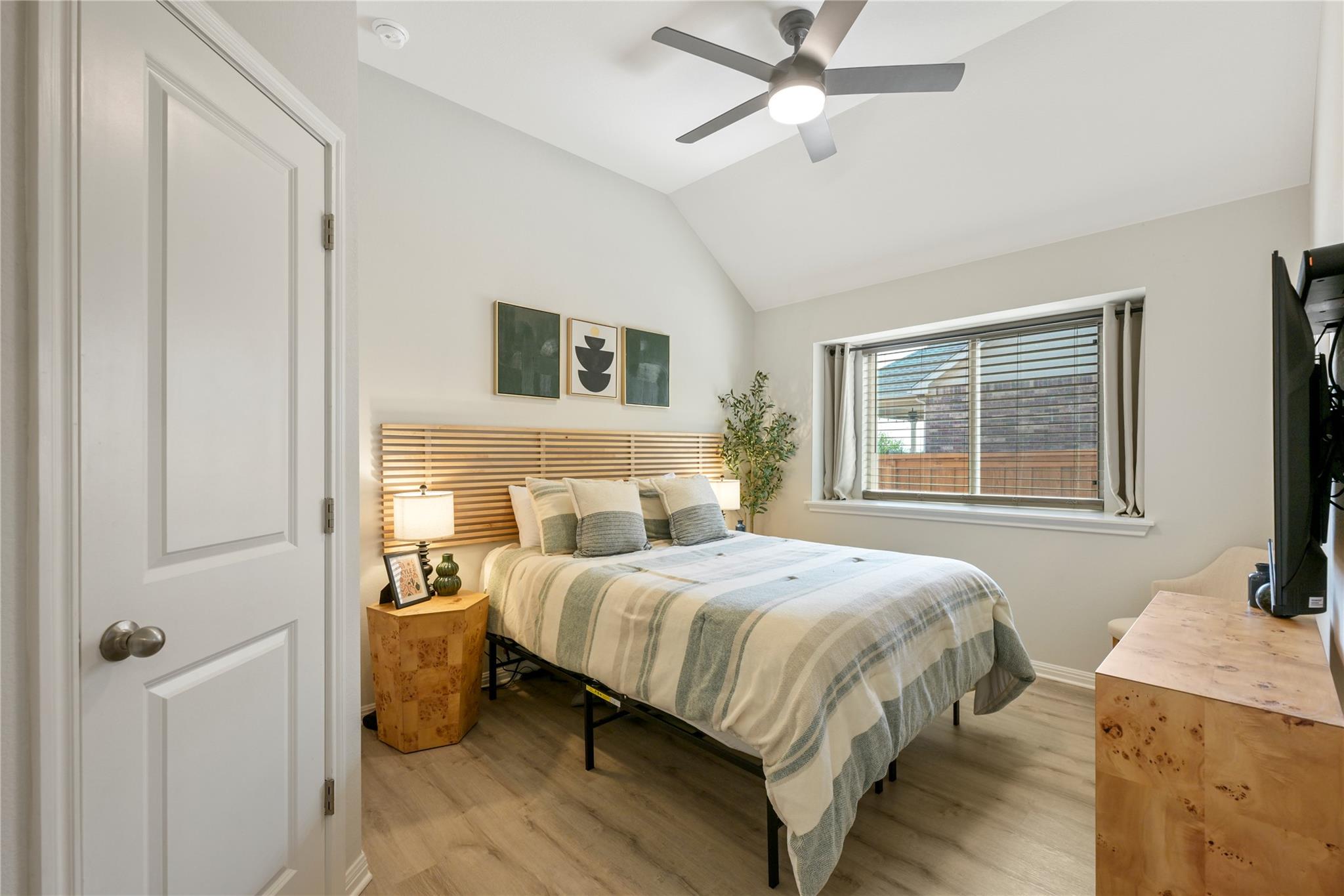 227 Biscayne Bay Bnd Property Photo 16