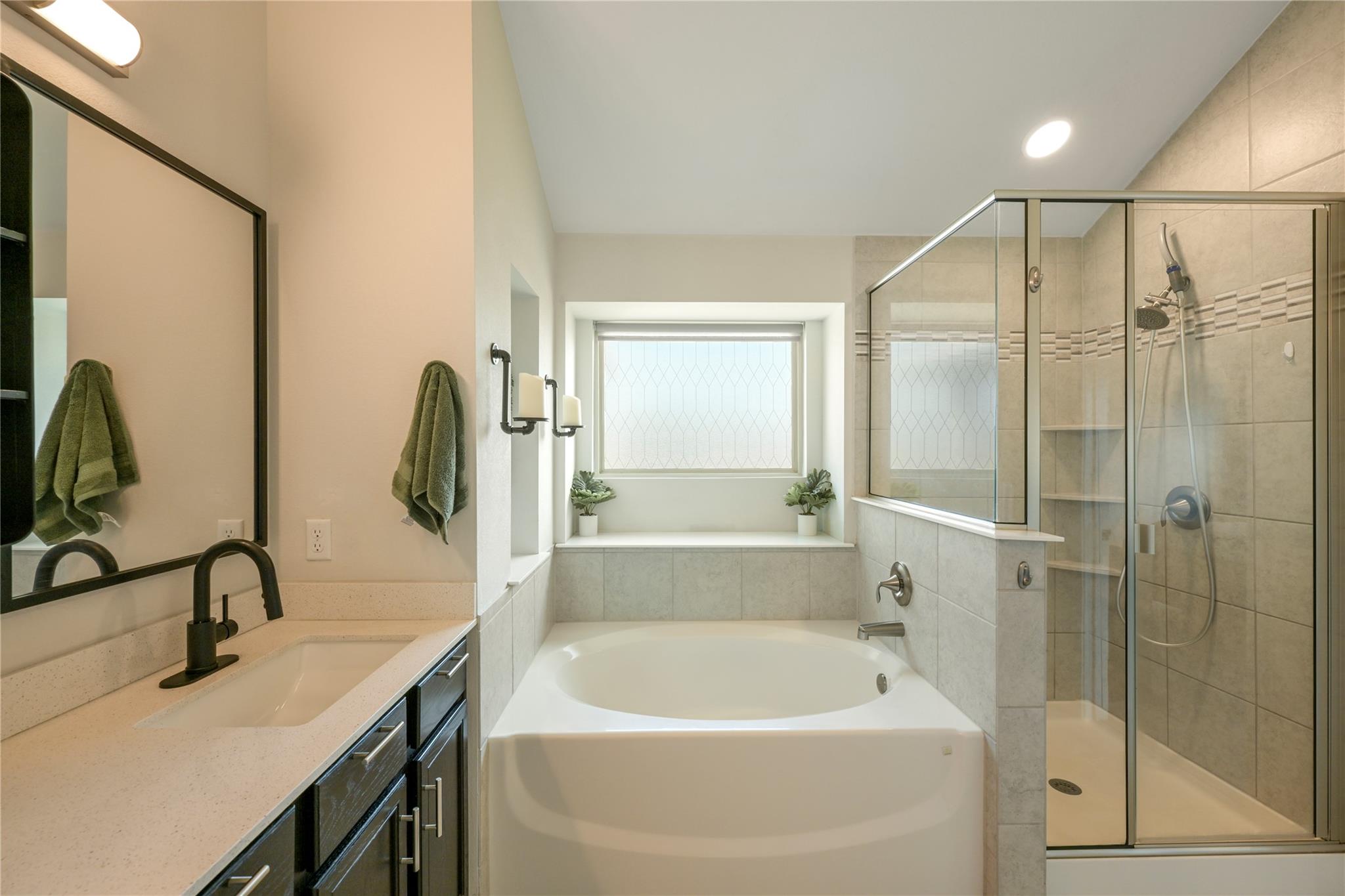 227 Biscayne Bay Bnd Property Photo 19