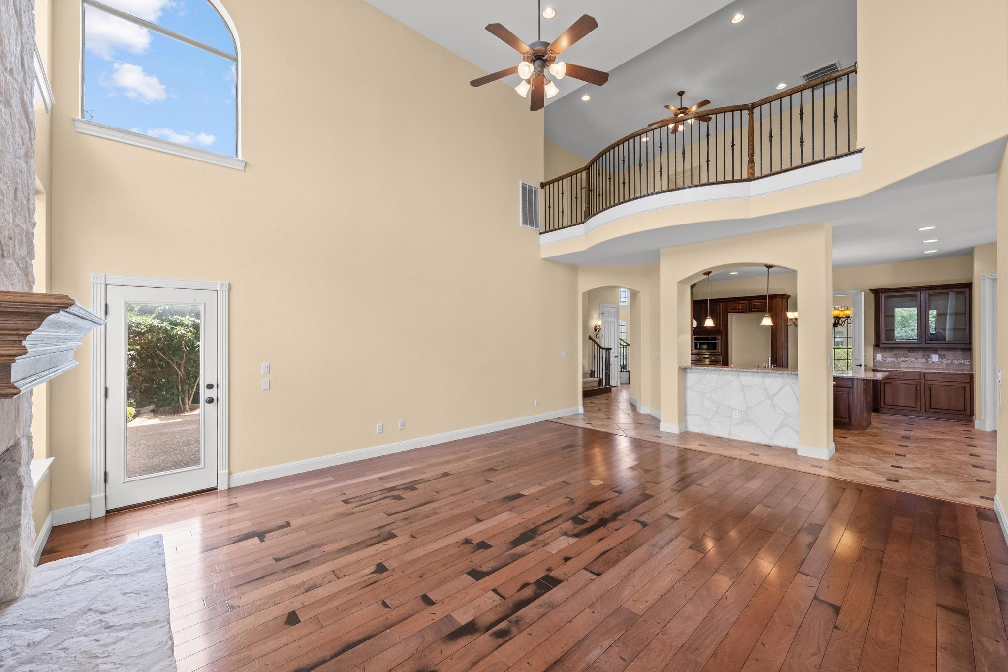 126 Vailco Ln Property Photo 5