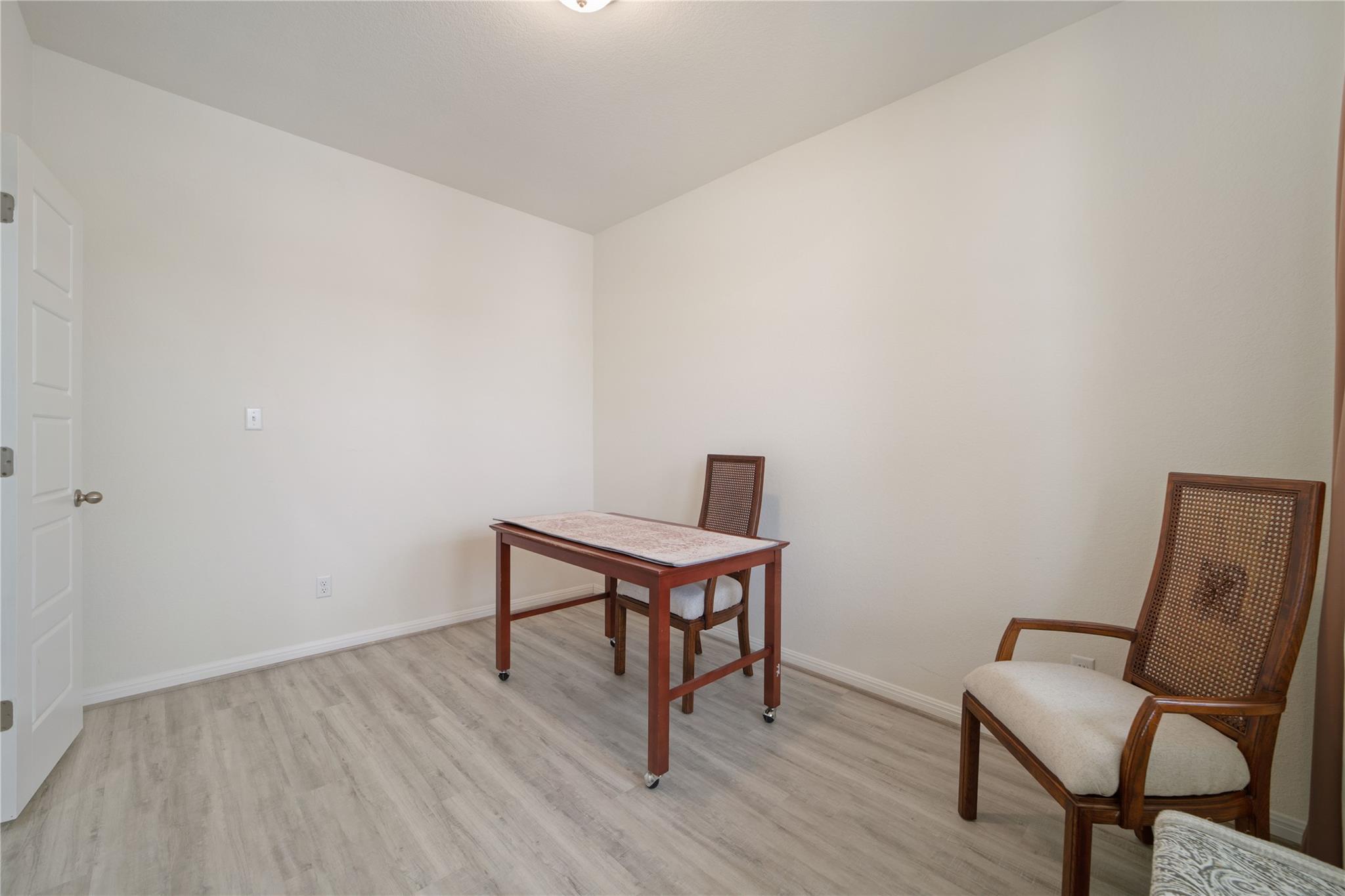 432 Chaste Tree Dr Property Photo 7