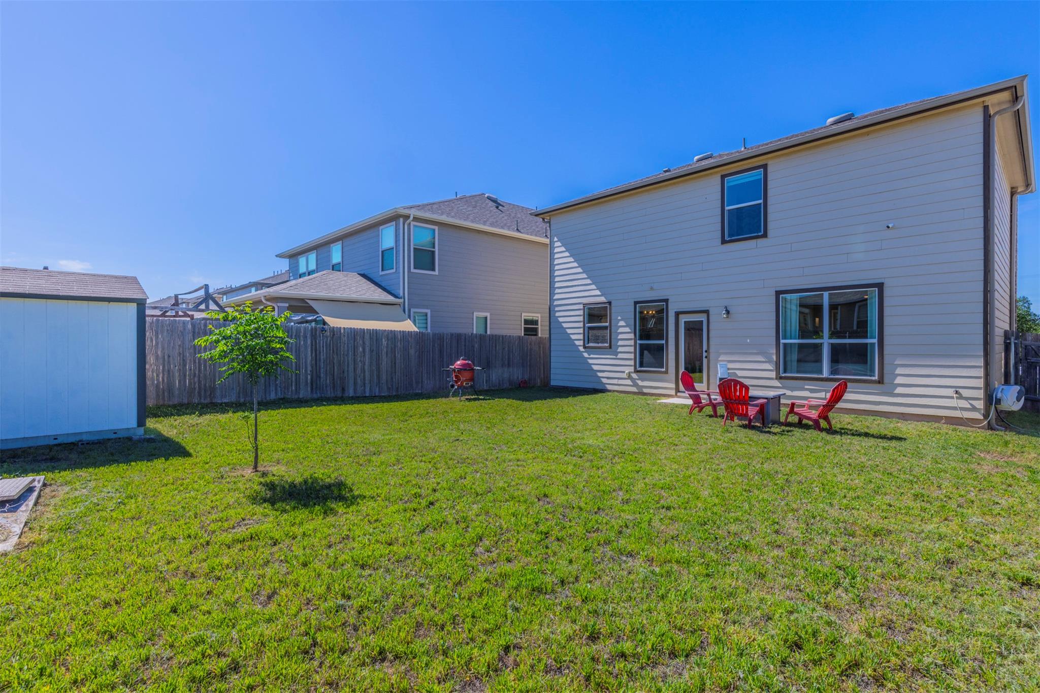 728 Bailey Park Dr Property Photo 17