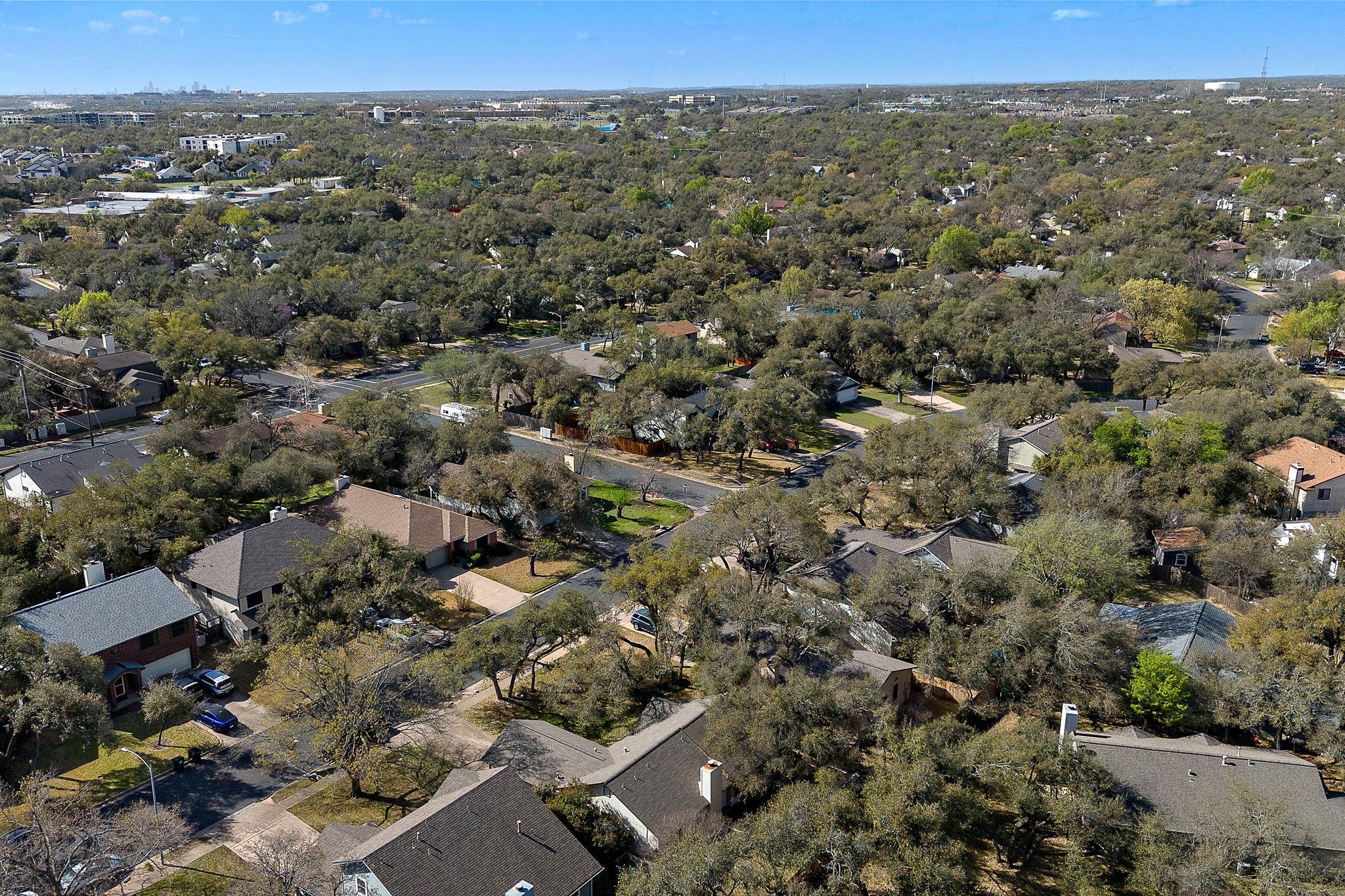 7016 Buccaneer Trl Property Photo 33