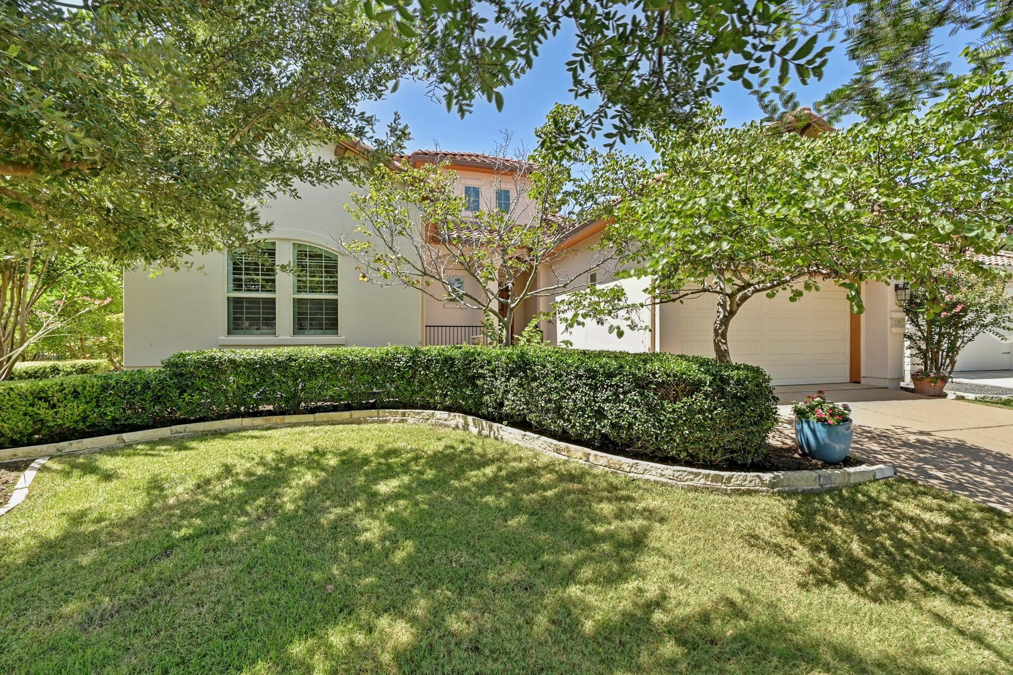 228 Cimarron Hills Trl E Property Photo 4