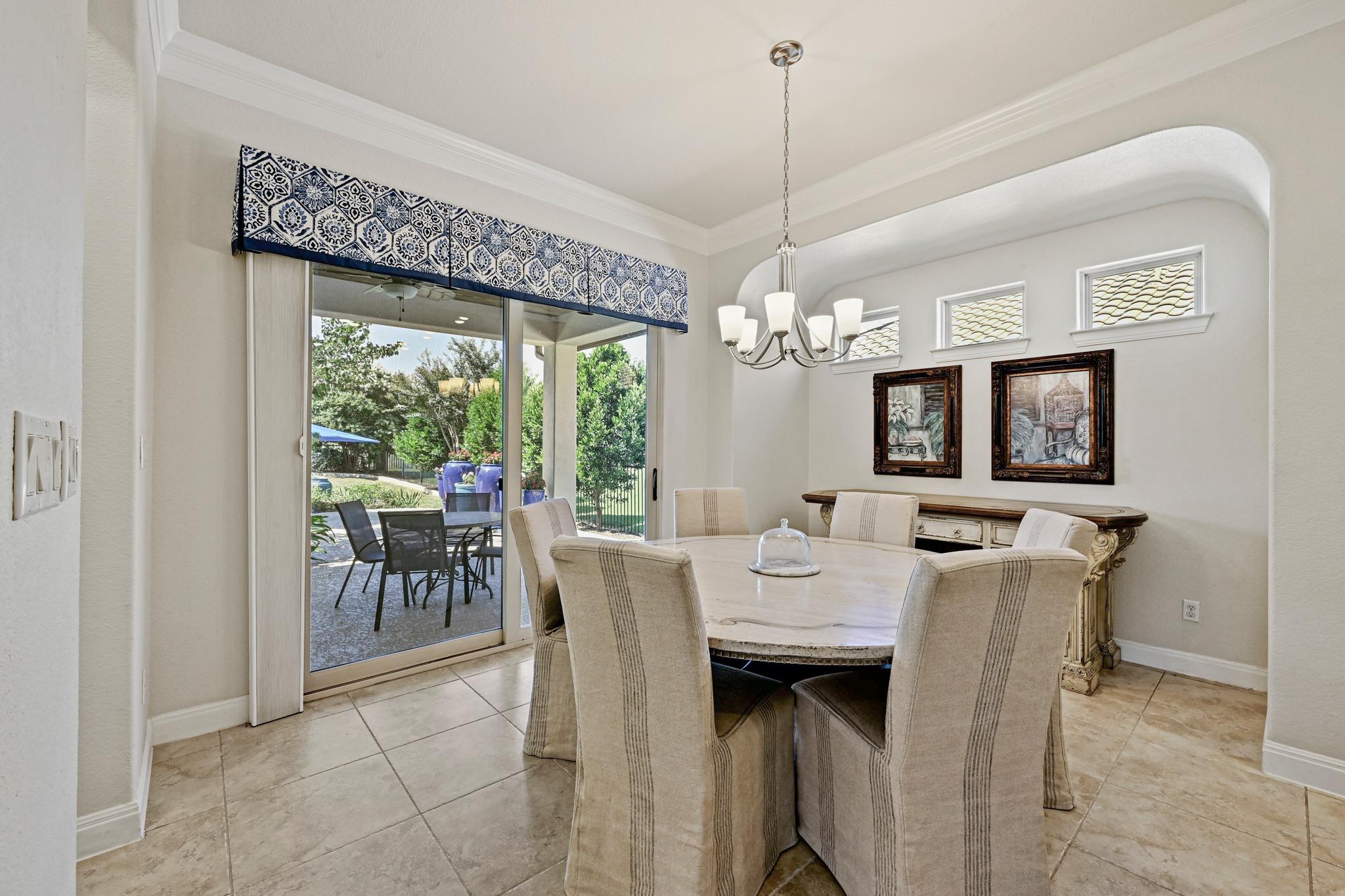 228 Cimarron Hills Trl E Property Photo 17