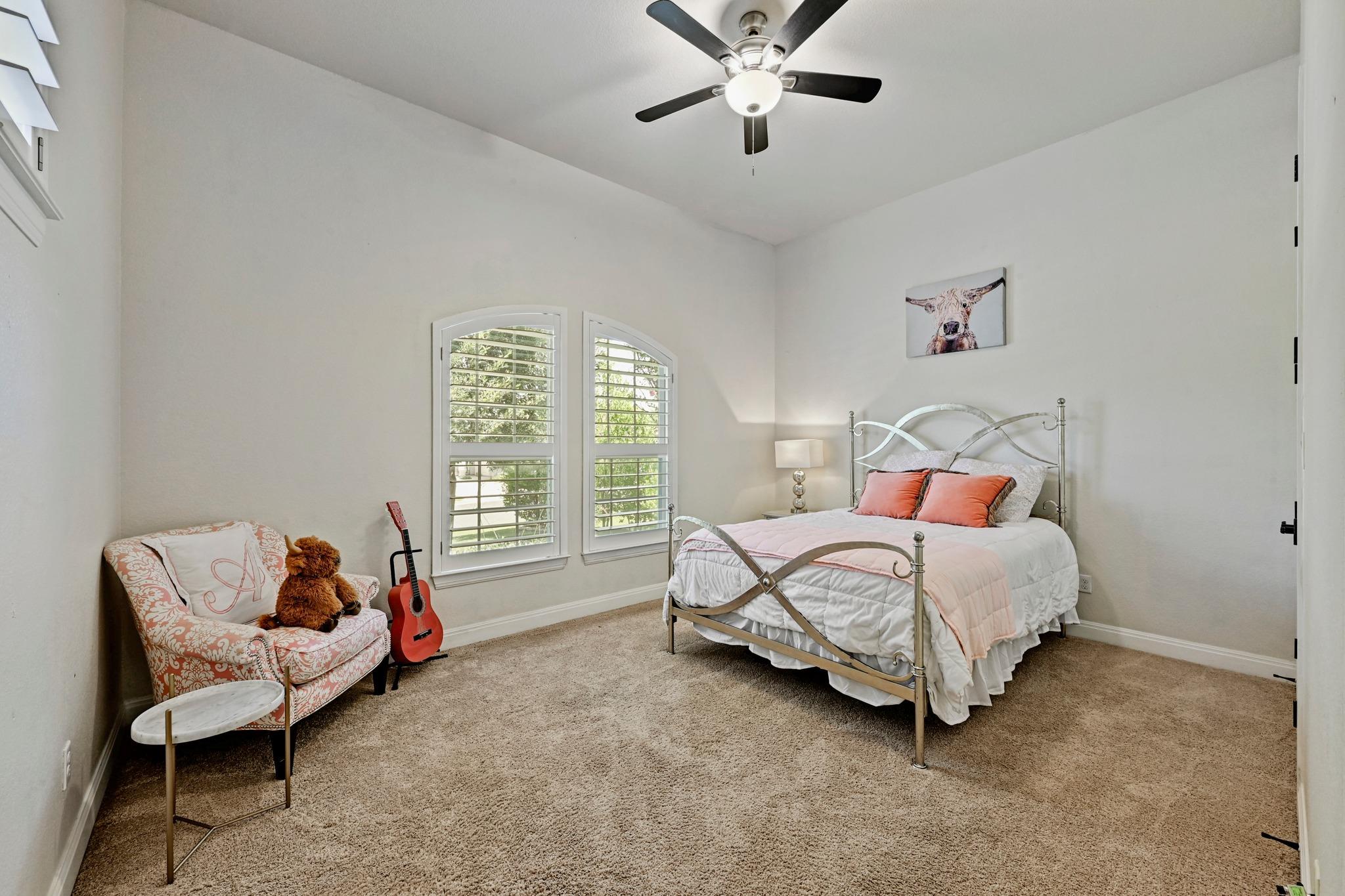 228 Cimarron Hills Trl E Property Photo 24