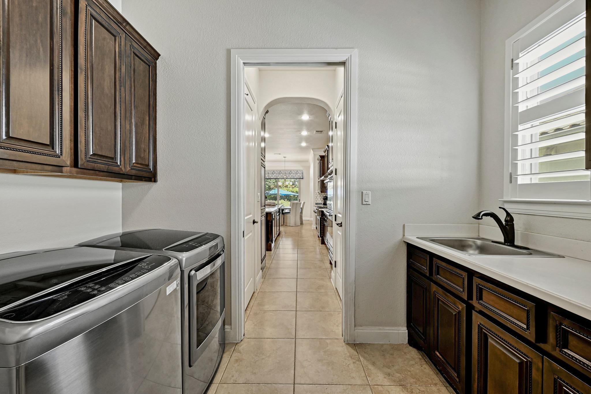 228 Cimarron Hills Trl E Property Photo 27