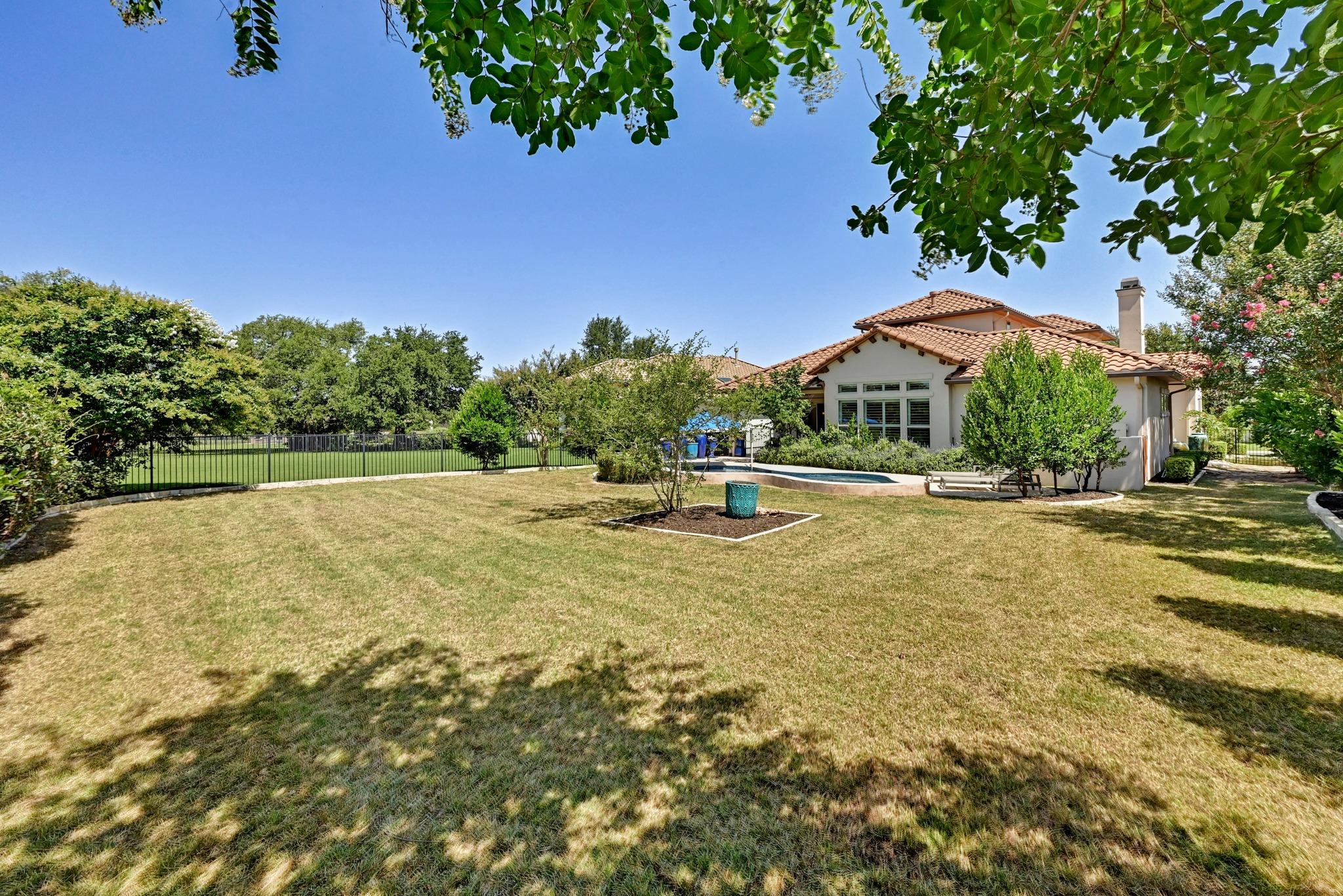 228 Cimarron Hills Trl E Property Photo 31