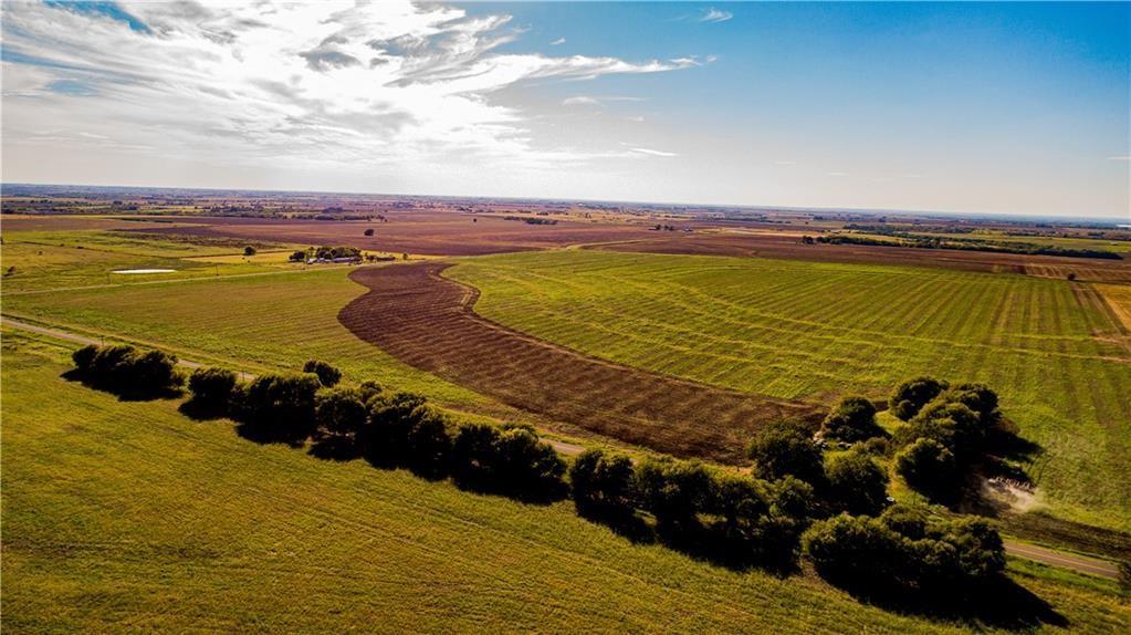 450 Fm 1063 None Property Photo 4