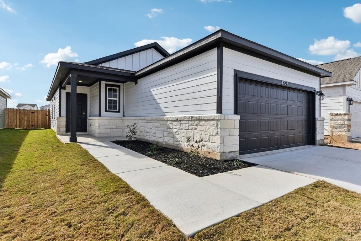 1208 Wild Leaf WAY Property Photo 1