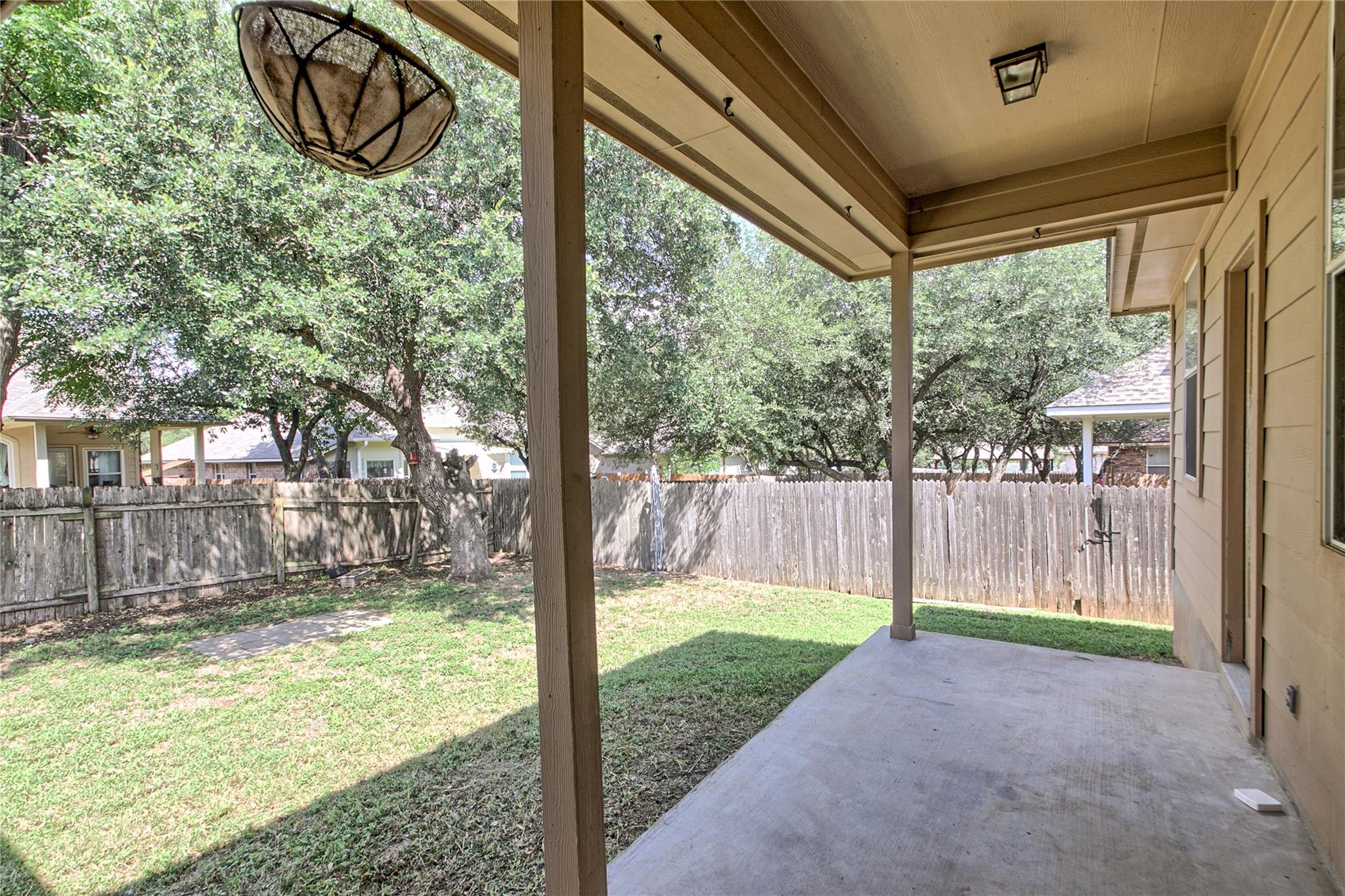 313 Olmos Dr Property Photo 31