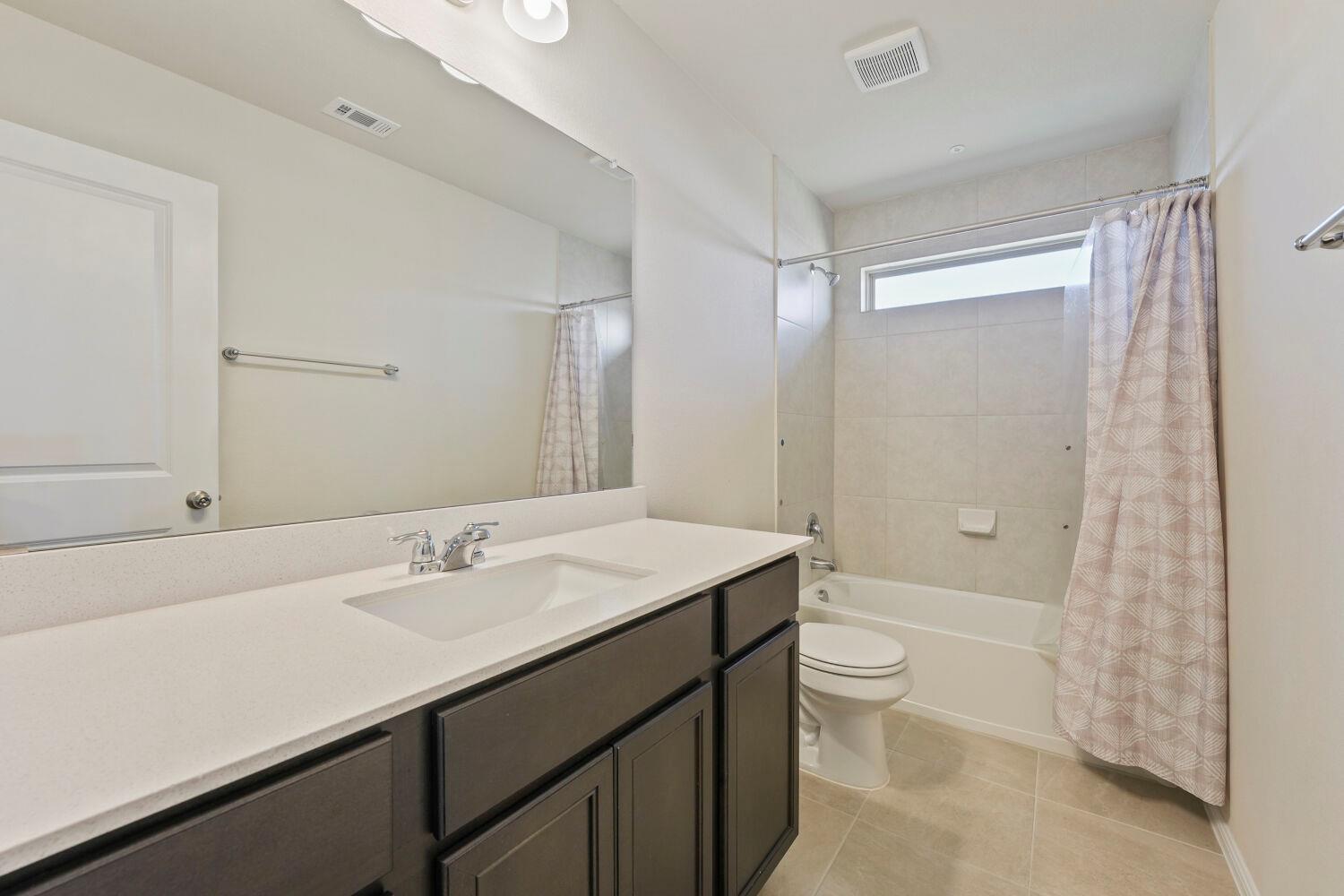 202 Driftwood Ln Property Photo 12