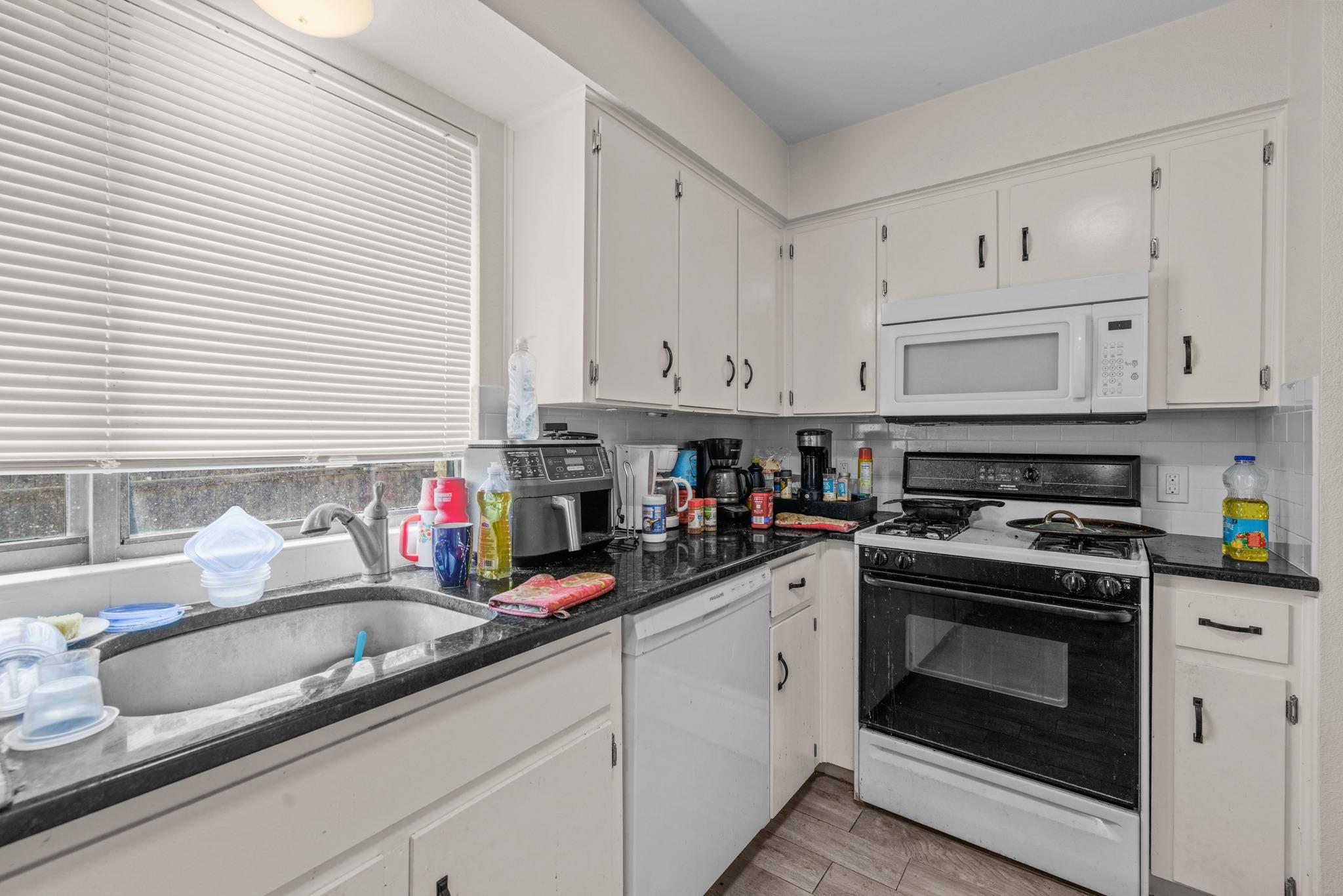 1200 Leander Rd #a And B Property Photo 24