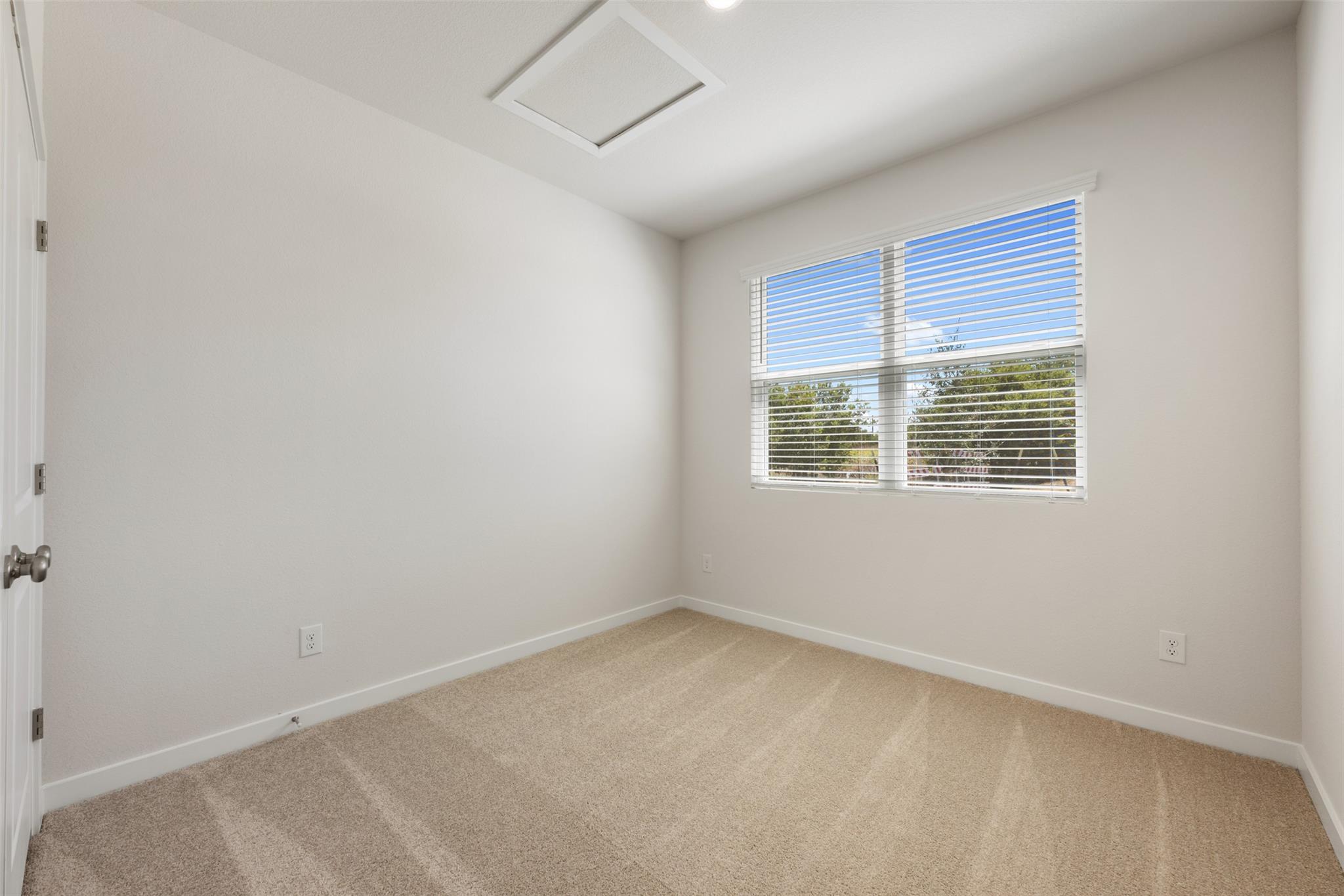 237 Kirra Ct Property Photo 7