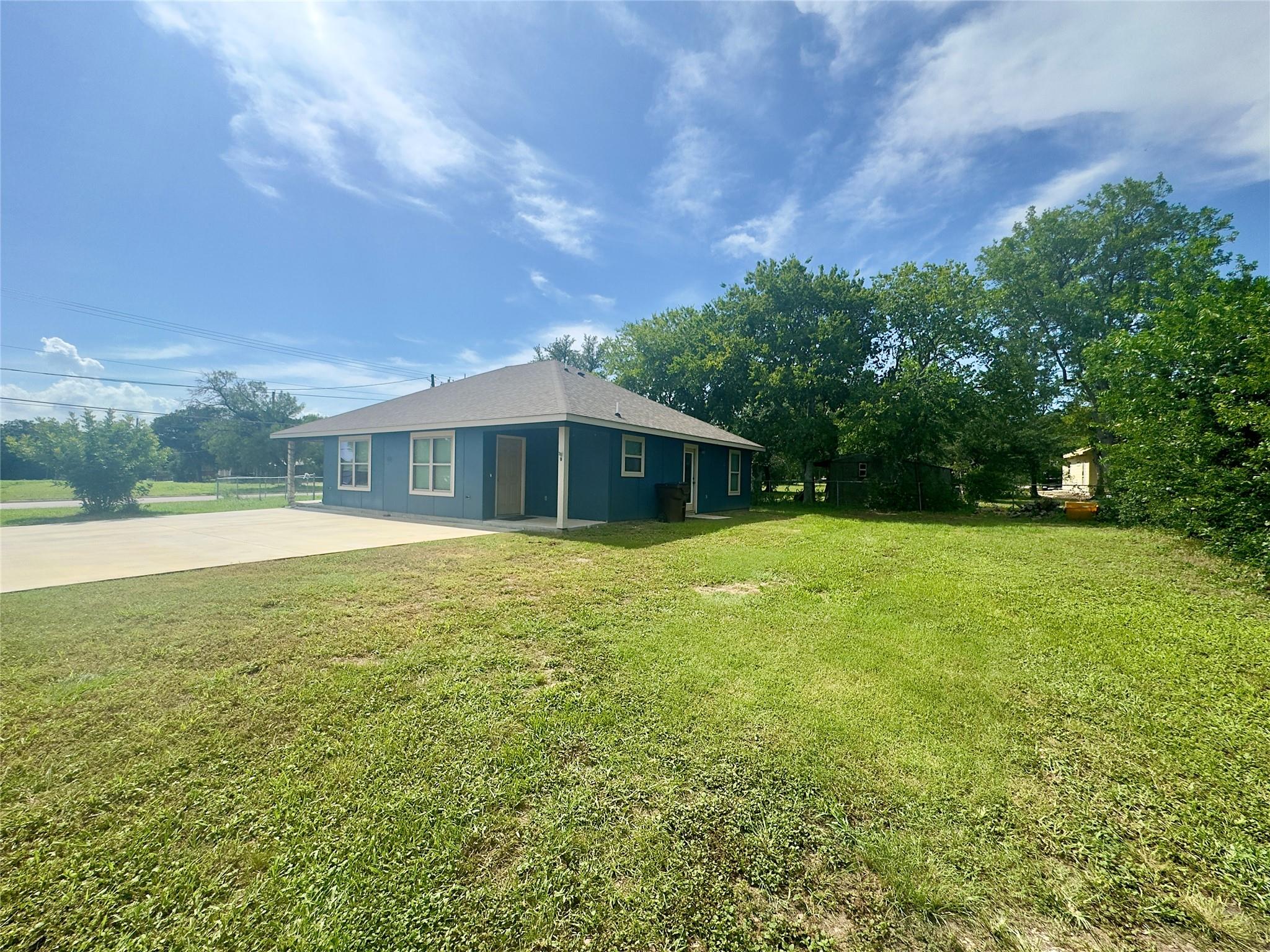 513 W China St #b Property Photo 20