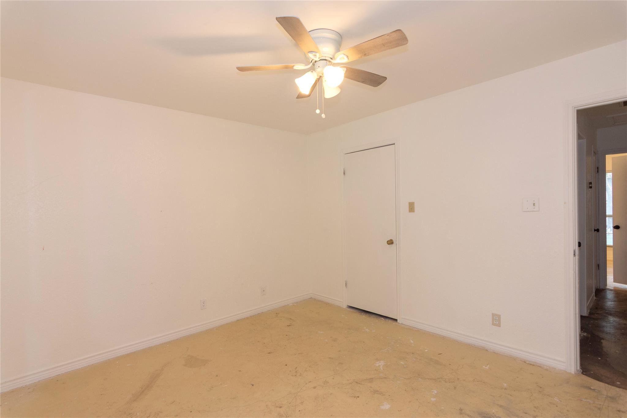 1810 Hermitage Dr Property Photo 20