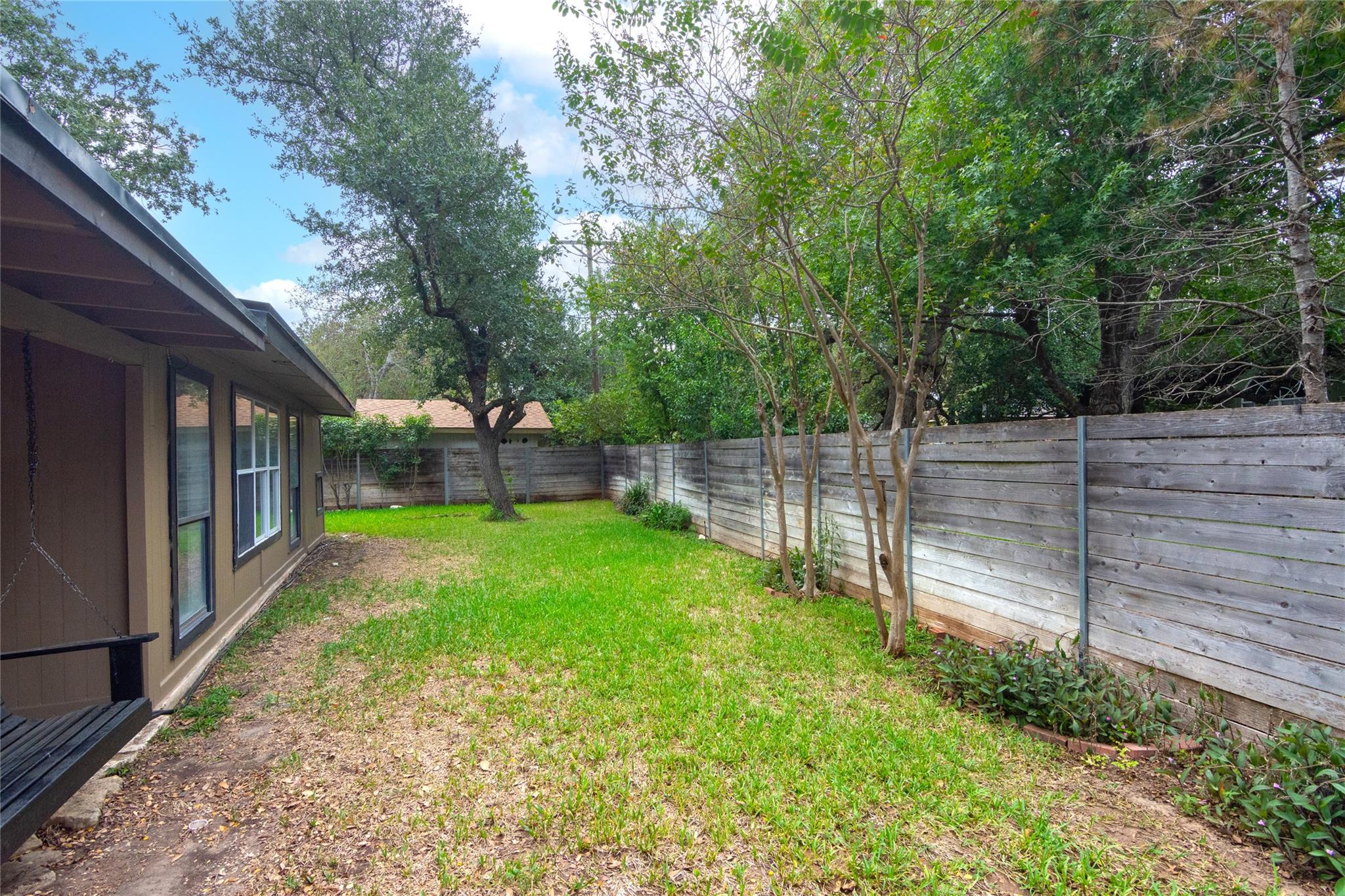 1810 Hermitage Dr Property Photo 29