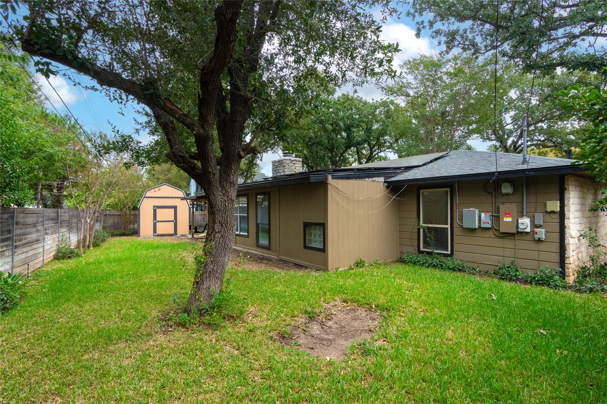 1810 Hermitage Dr Property Photo 31