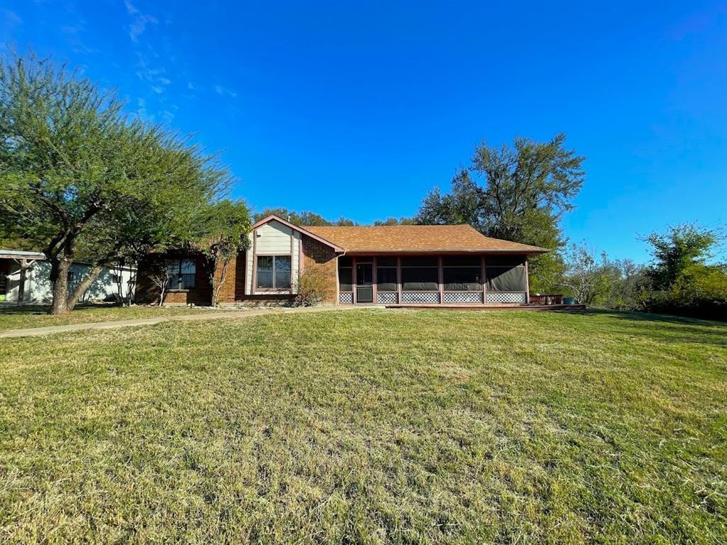 5001 Blue Bluff Rd Property Photo 1