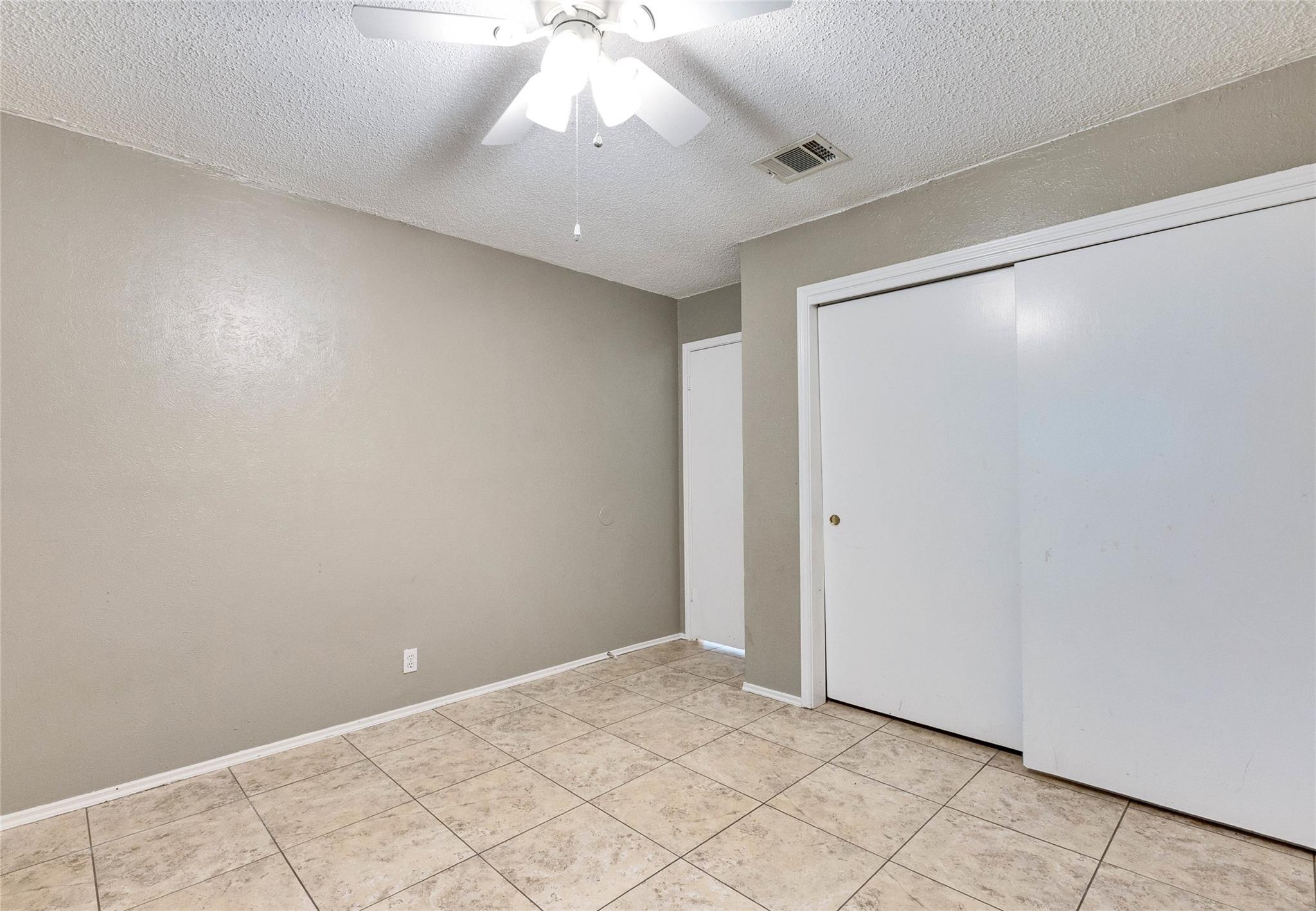 10801 Lanshire Dr #a Property Photo 12
