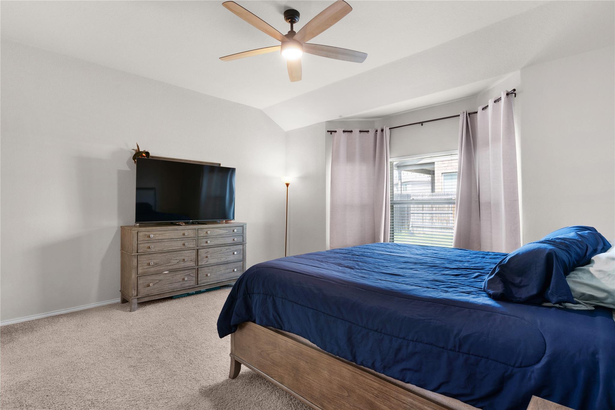 1027 Slight St Property Photo 14