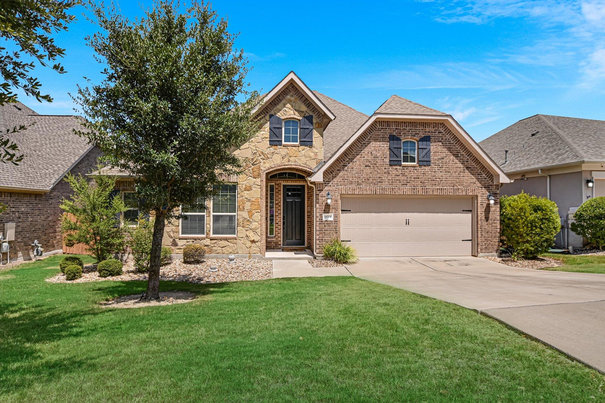 18704 Waltz Ct Property Photo 1