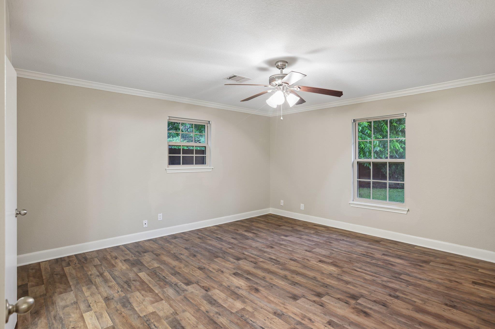 810 Vogel Dr Property Photo 19