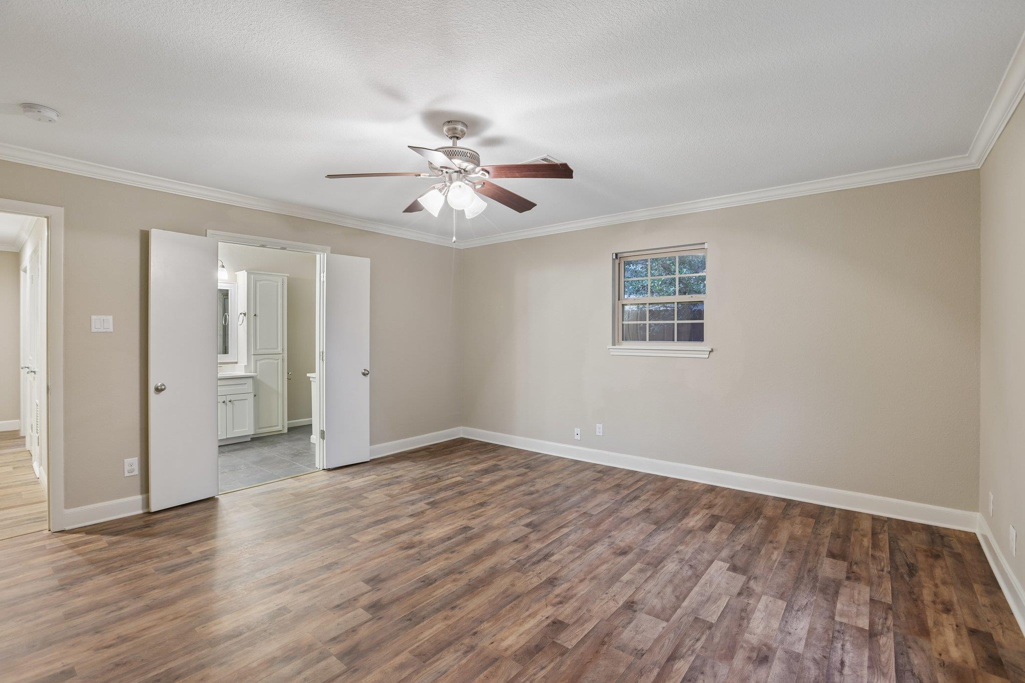 810 Vogel Dr Property Photo 22