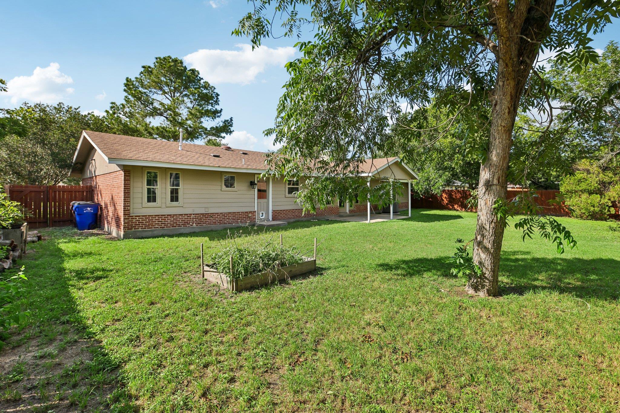 810 Vogel Dr Property Photo 35
