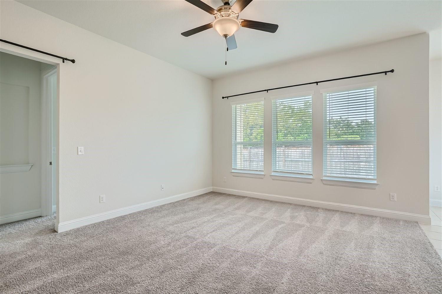 504 Pinnacle View Dr Property Photo 7