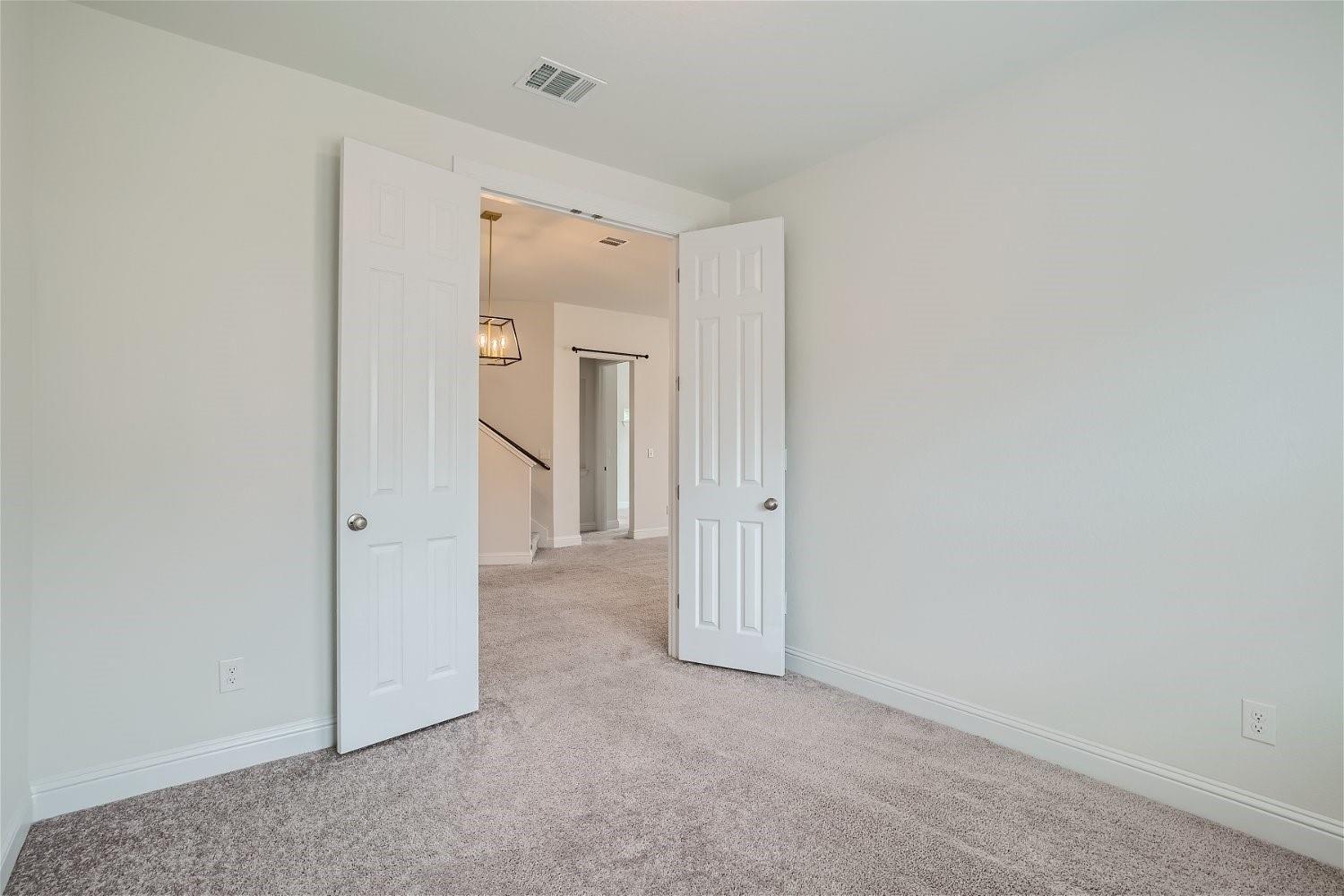 504 Pinnacle View Dr Property Photo 14
