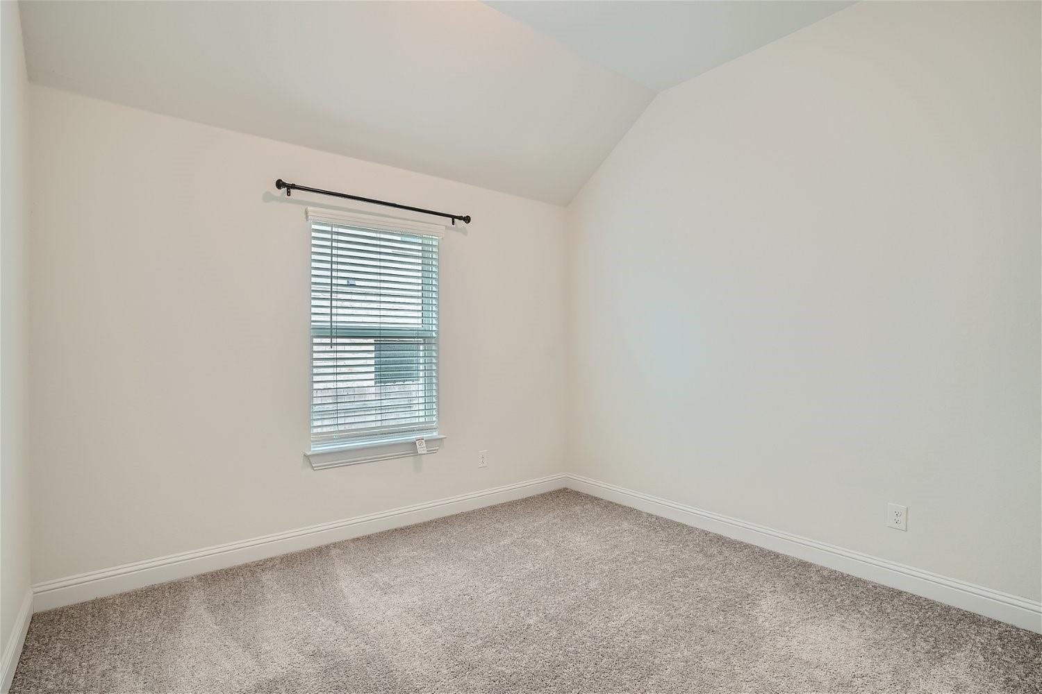 504 Pinnacle View Dr Property Photo 27